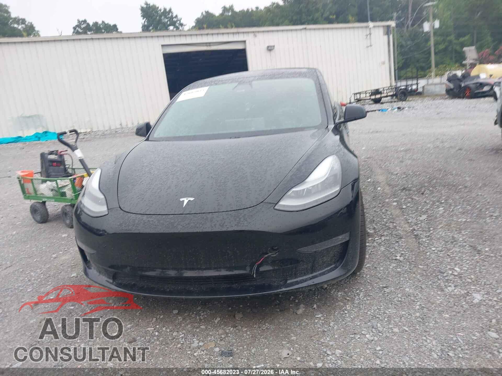TESLA MODEL 3 2021 - 5YJ3E1EB2MF049562
