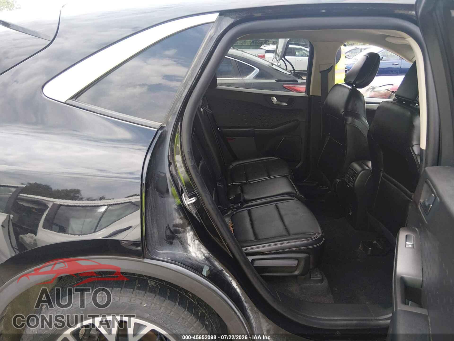 FORD ESCAPE 2020 - 1FMCU9H60LUA81752