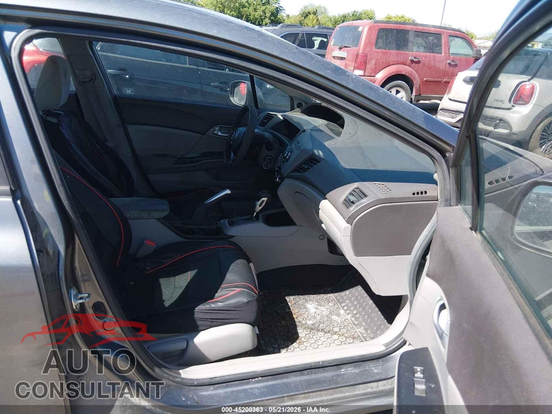 HONDA CIVIC 2012 - 19XFB2F88CE390208