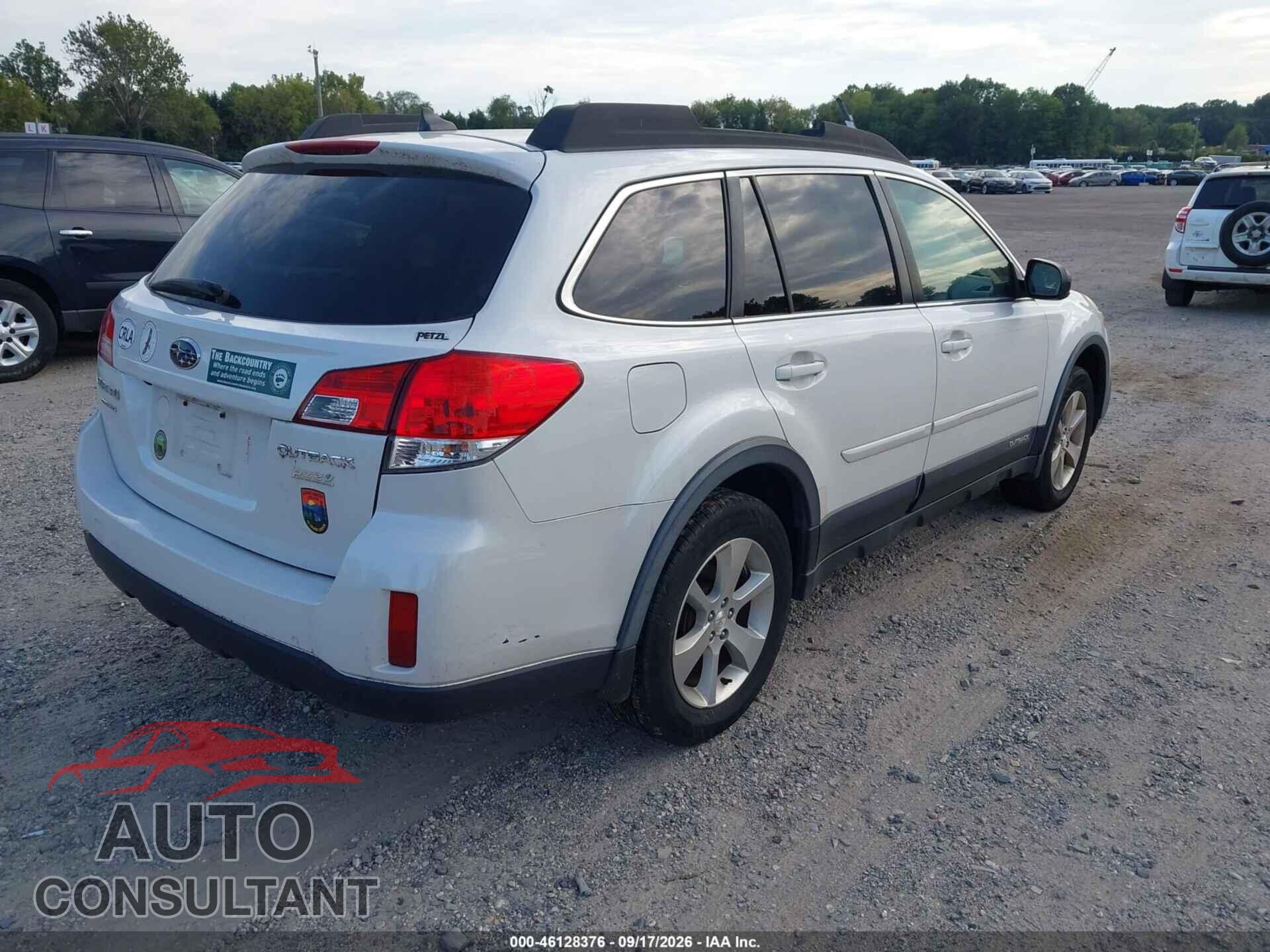 SUBARU OUTBACK 2014 - 4S4BRBLC4E3328121