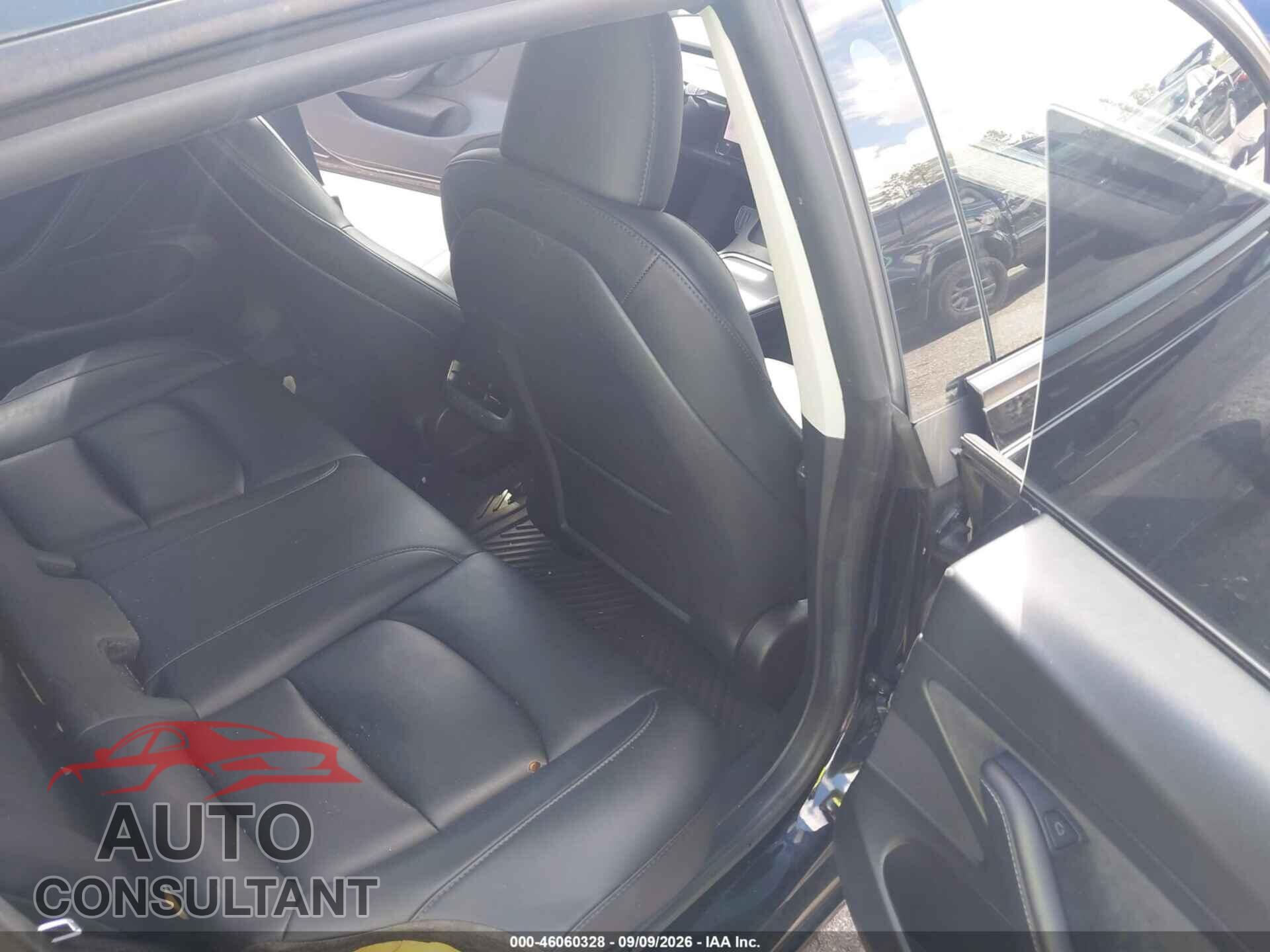 TESLA MODEL 3 2021 - 5YJ3E1EA7MF859325