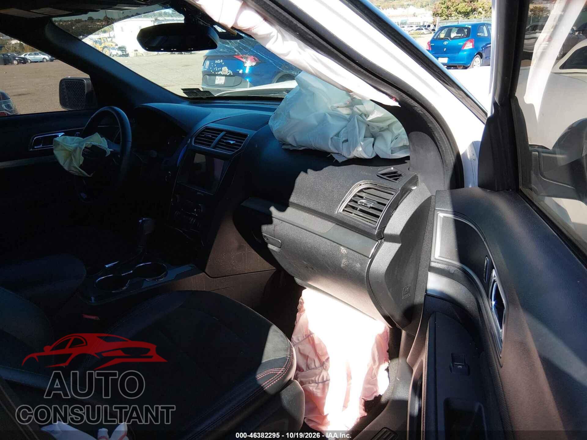 FORD EXPLORER 2018 - 1FM5K7D84JGB44695