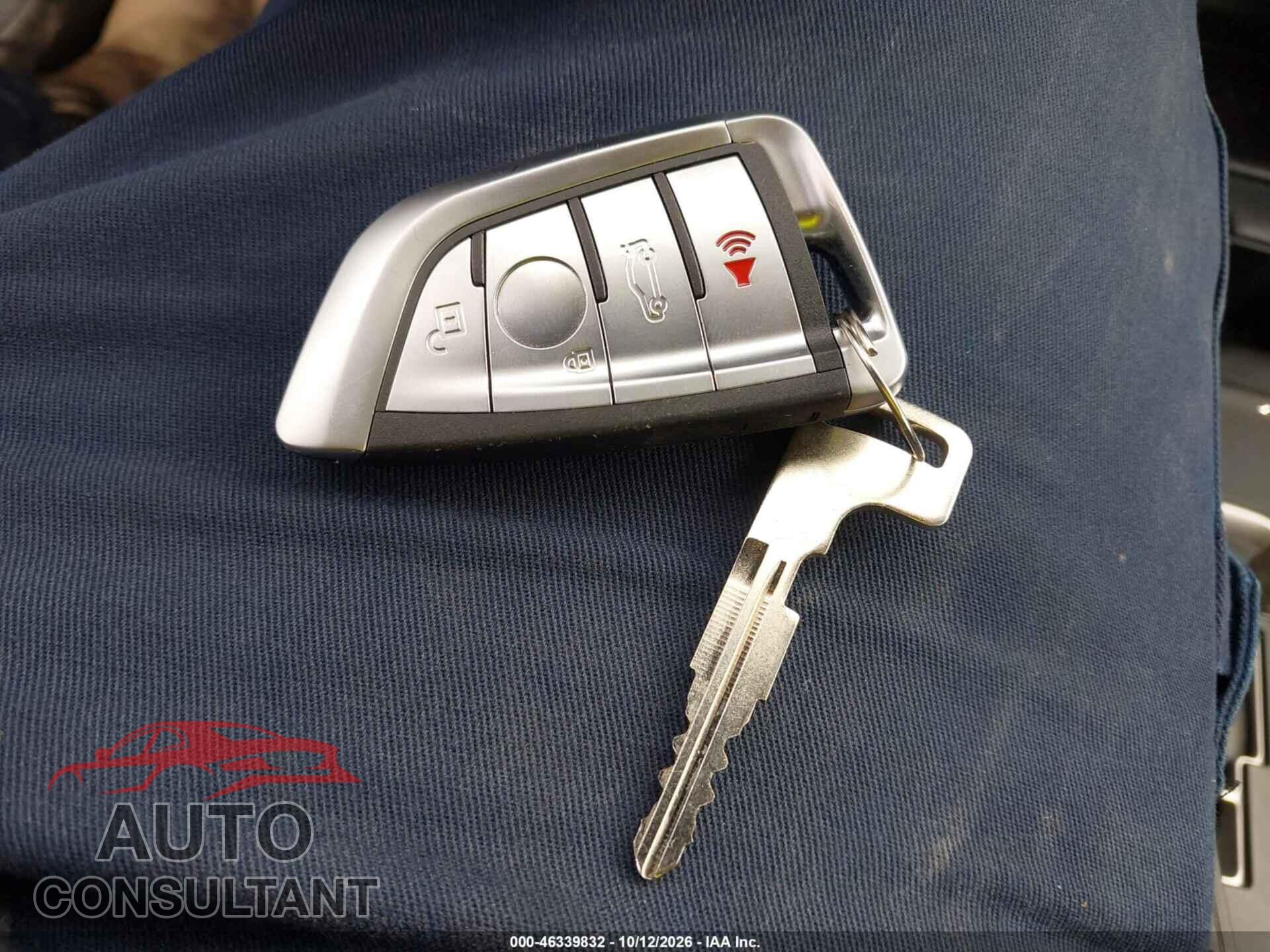 MITSUBISHI OUTLANDER 2014 - JA4AZ3A30EZ008486