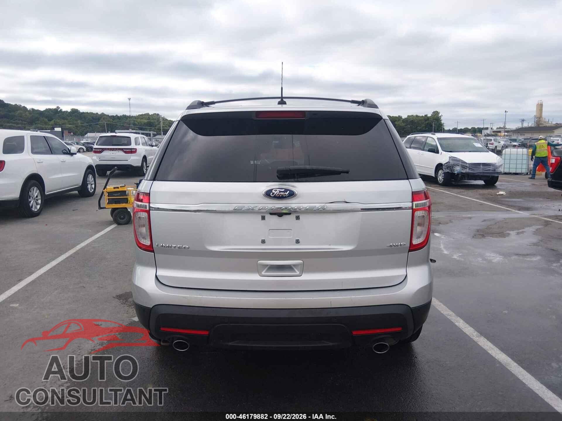 FORD EXPLORER 2011 - 1FMHK8F86BGA24236