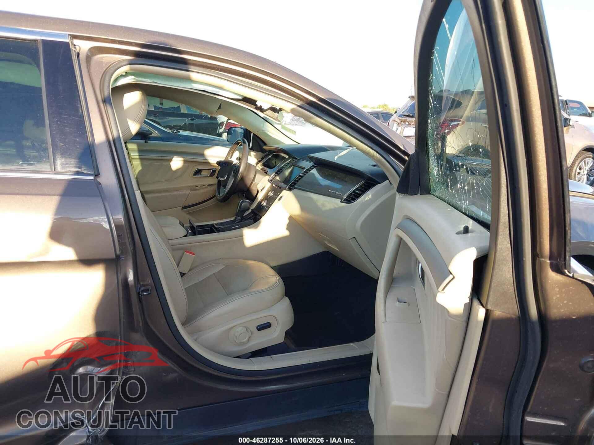 FORD TAURUS 2015 - 1FAHP2E98FG157038