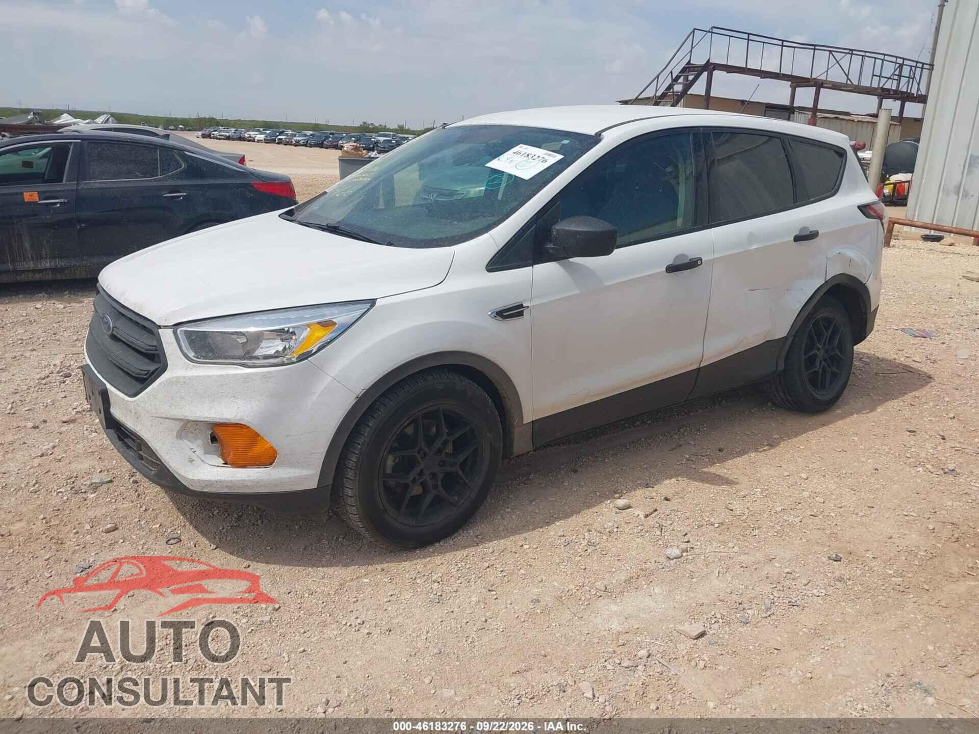 FORD ESCAPE 2017 - 1FMCU0F75HUE94555