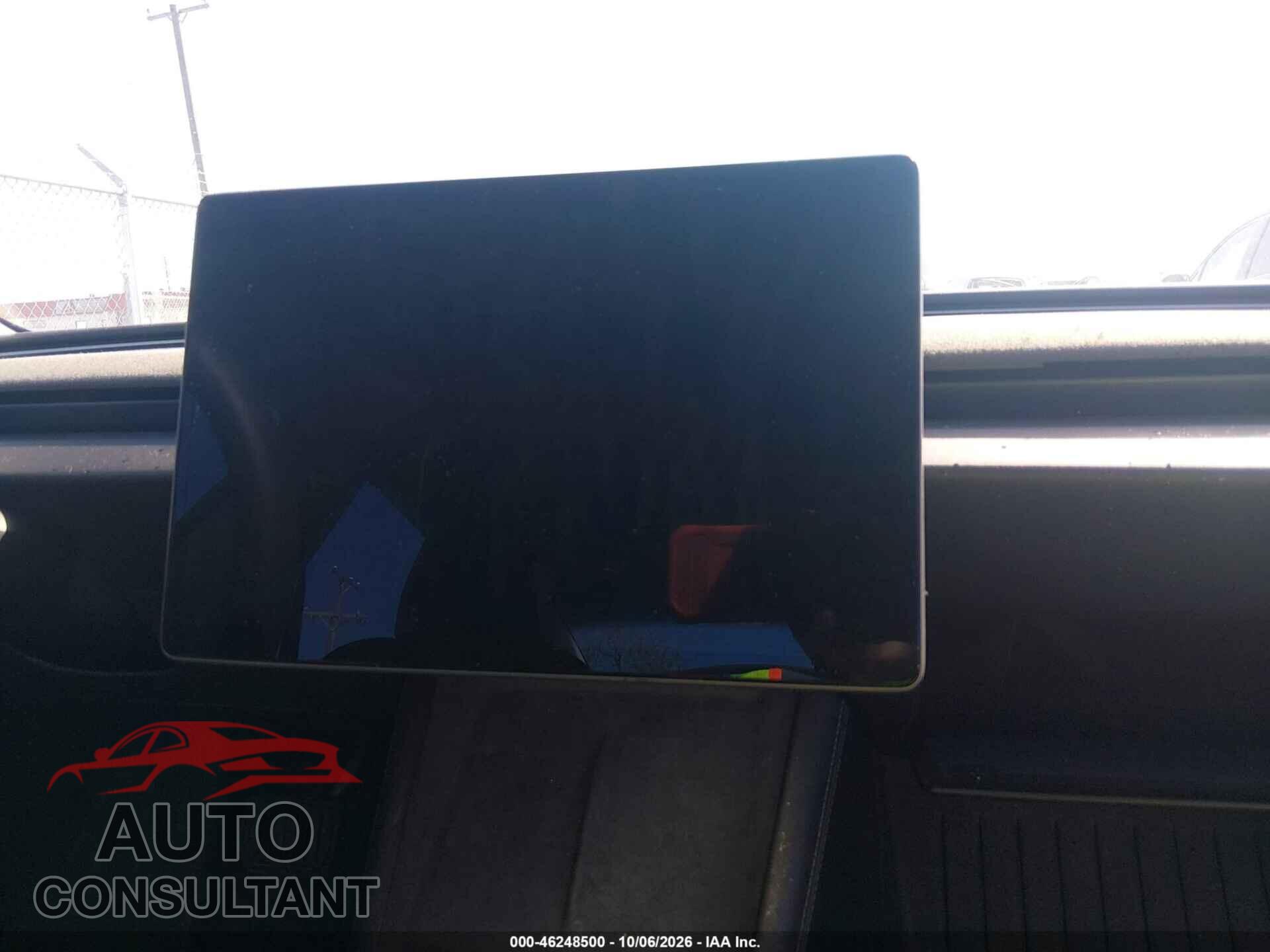 TESLA MODEL 3 2025 - 5YJ3E1EA1SF066258