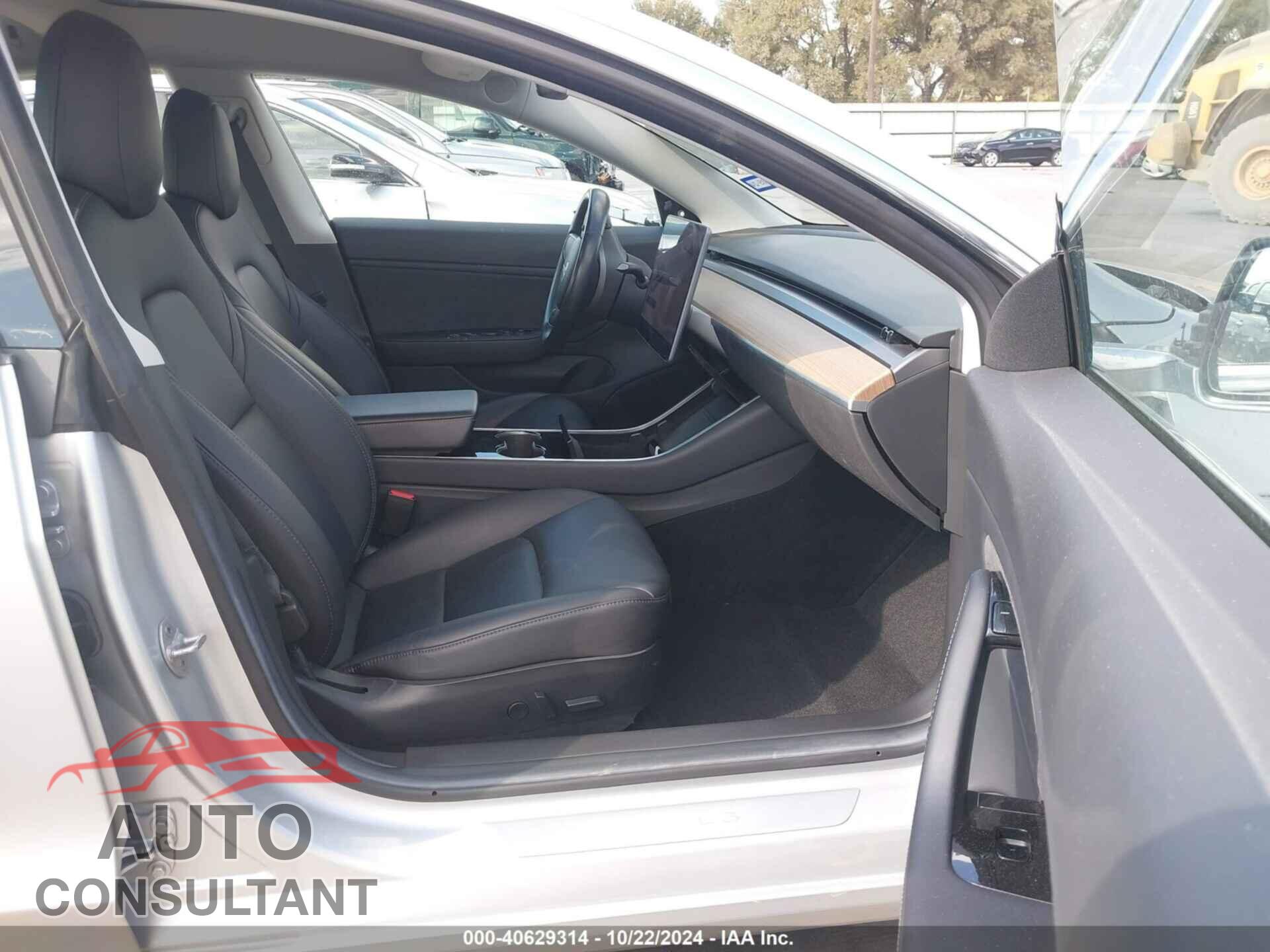 TESLA MODEL 3 2018 - 5YJ3E1EA2JF031114