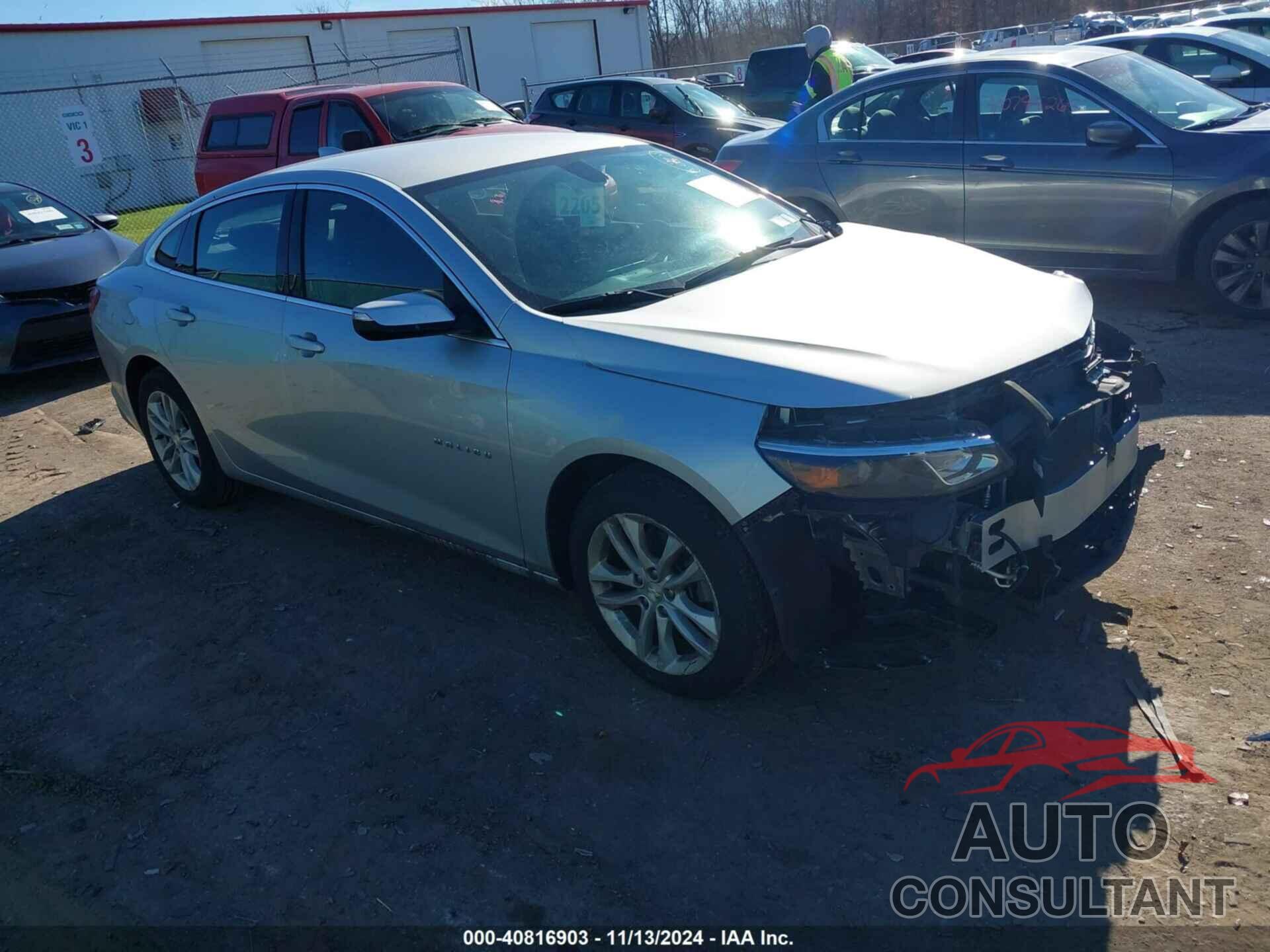 CHEVROLET MALIBU 2018 - 1G1ZD5ST9JF264972