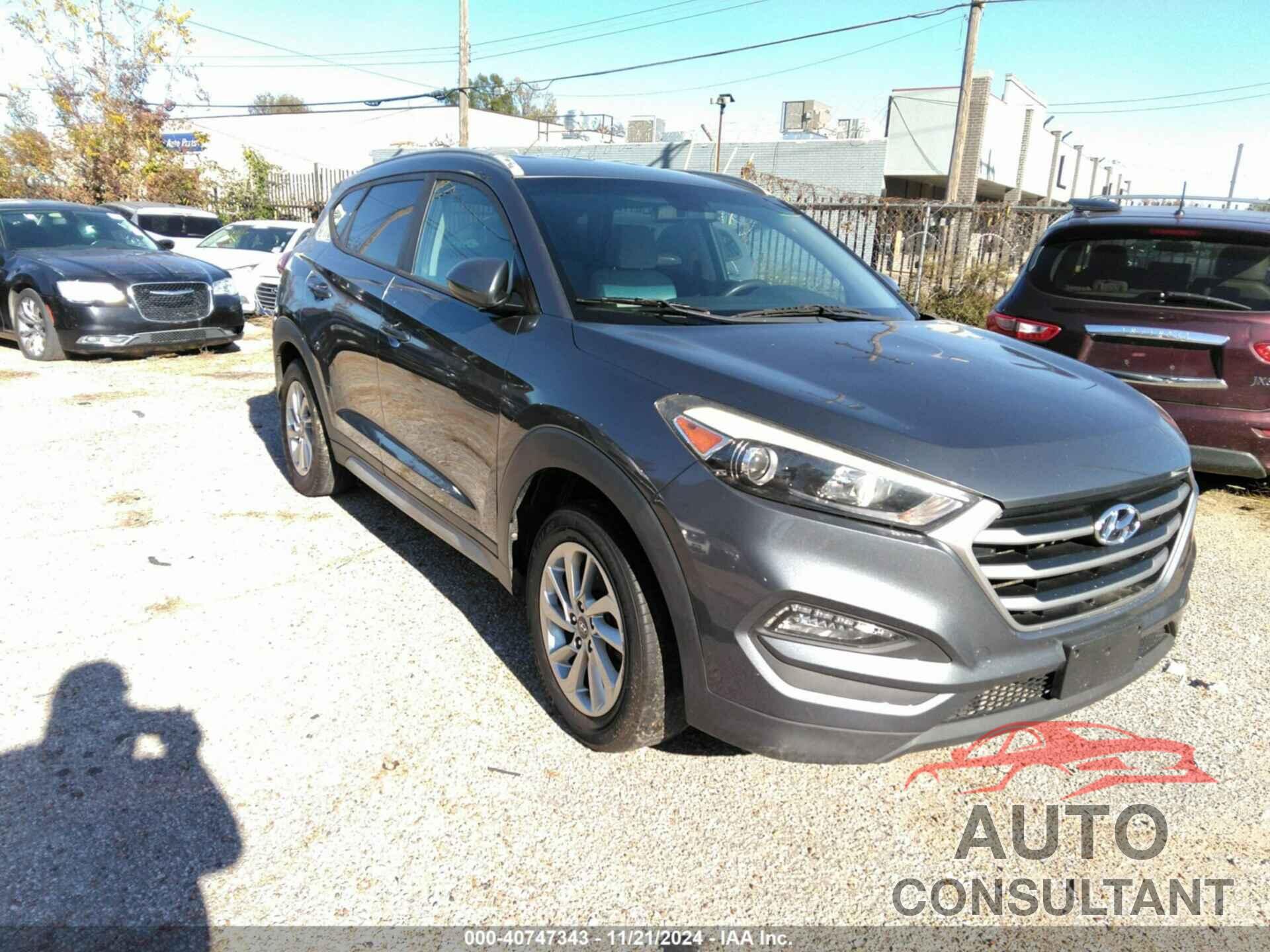 HYUNDAI TUCSON 2018 - KM8J3CA46JU638841