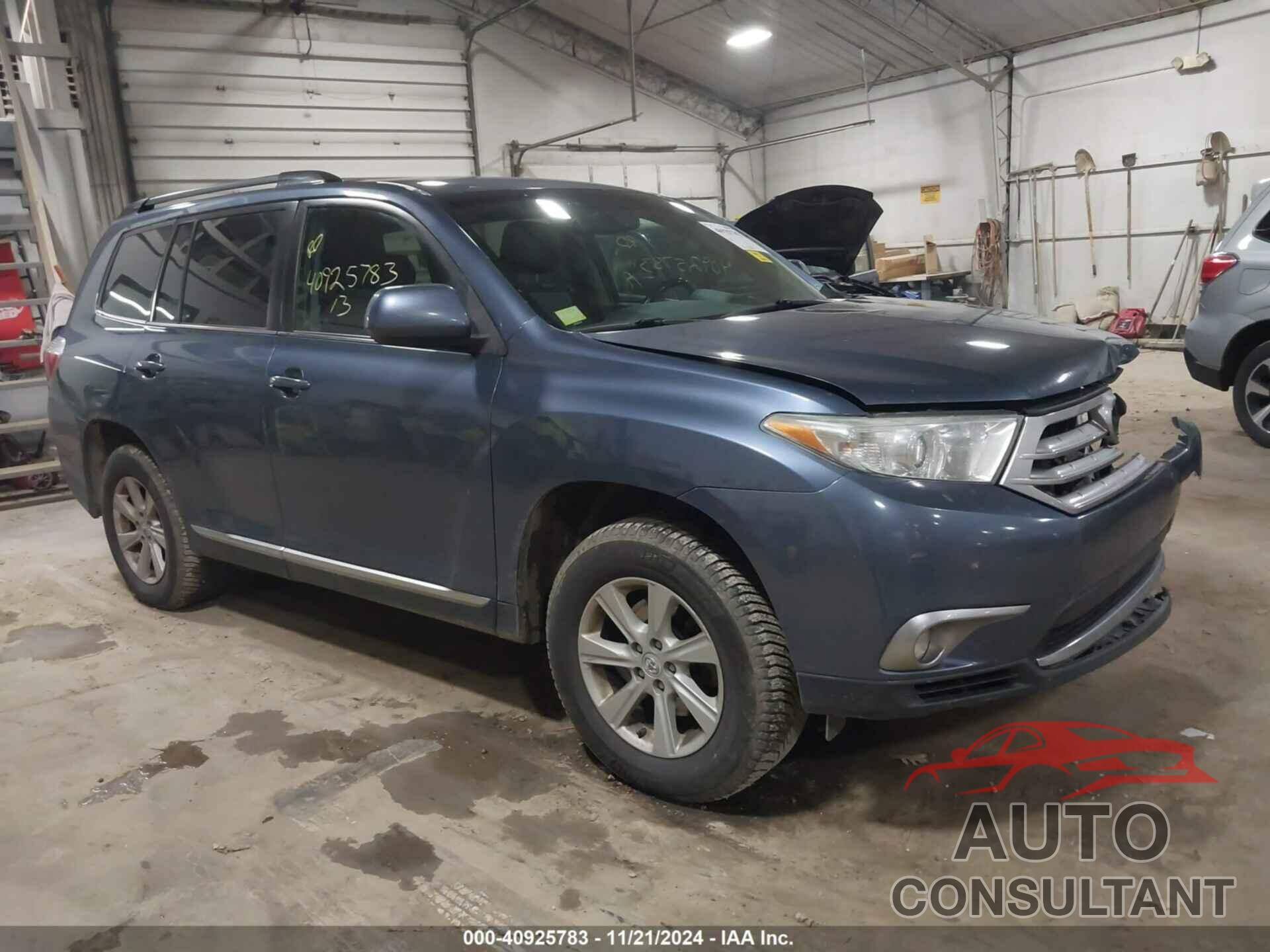 TOYOTA HIGHLANDER 2013 - 5TDBK3EH0DS193465