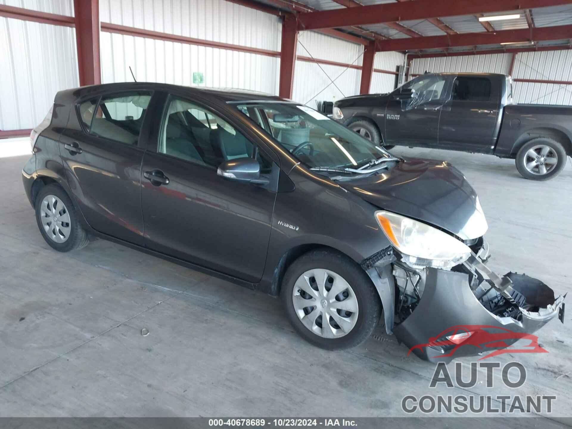 TOYOTA PRIUS C 2013 - JTDKDTB3XD1548710