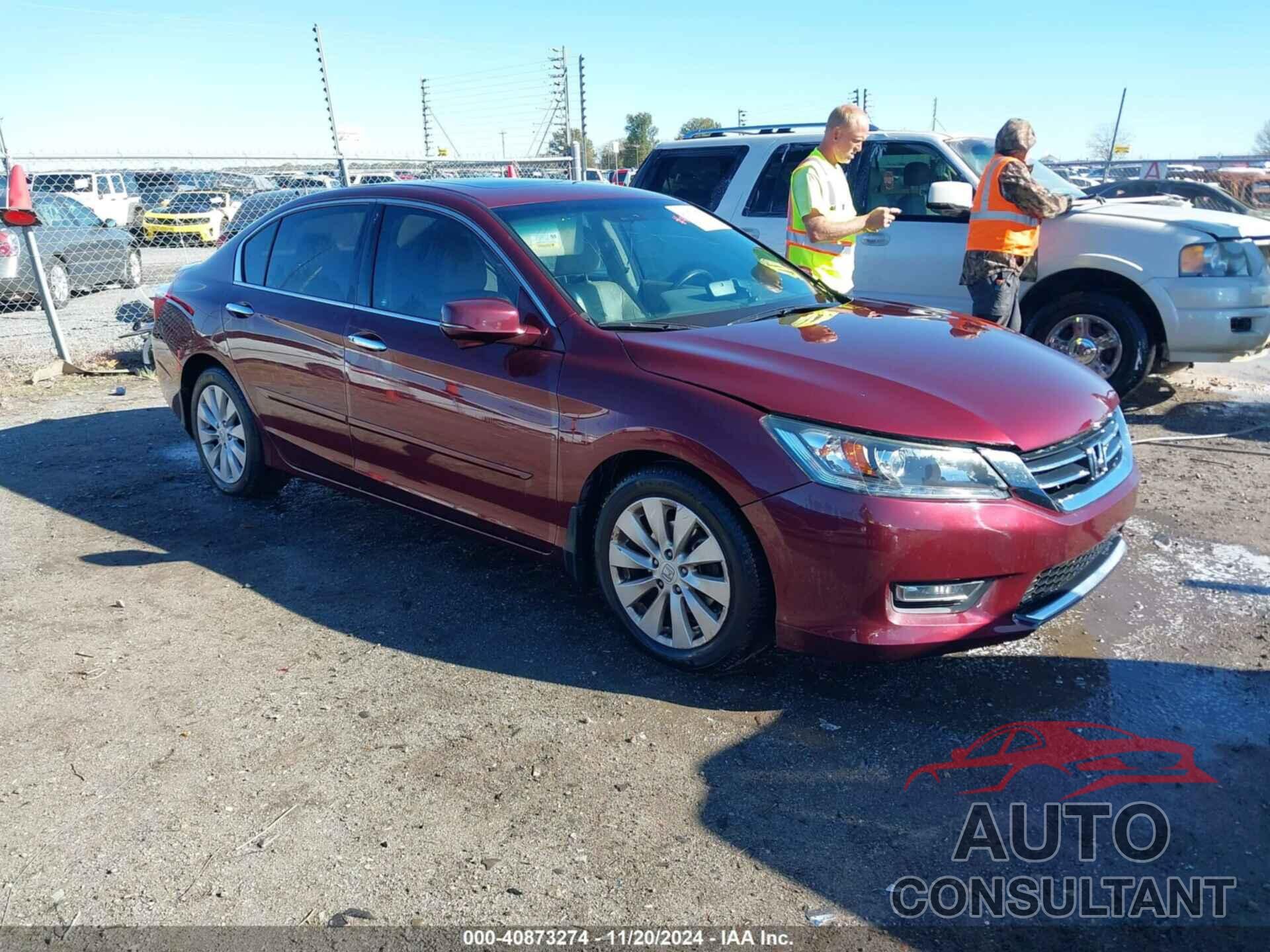 HONDA ACCORD 2013 - 1HGCR3F85DA038472