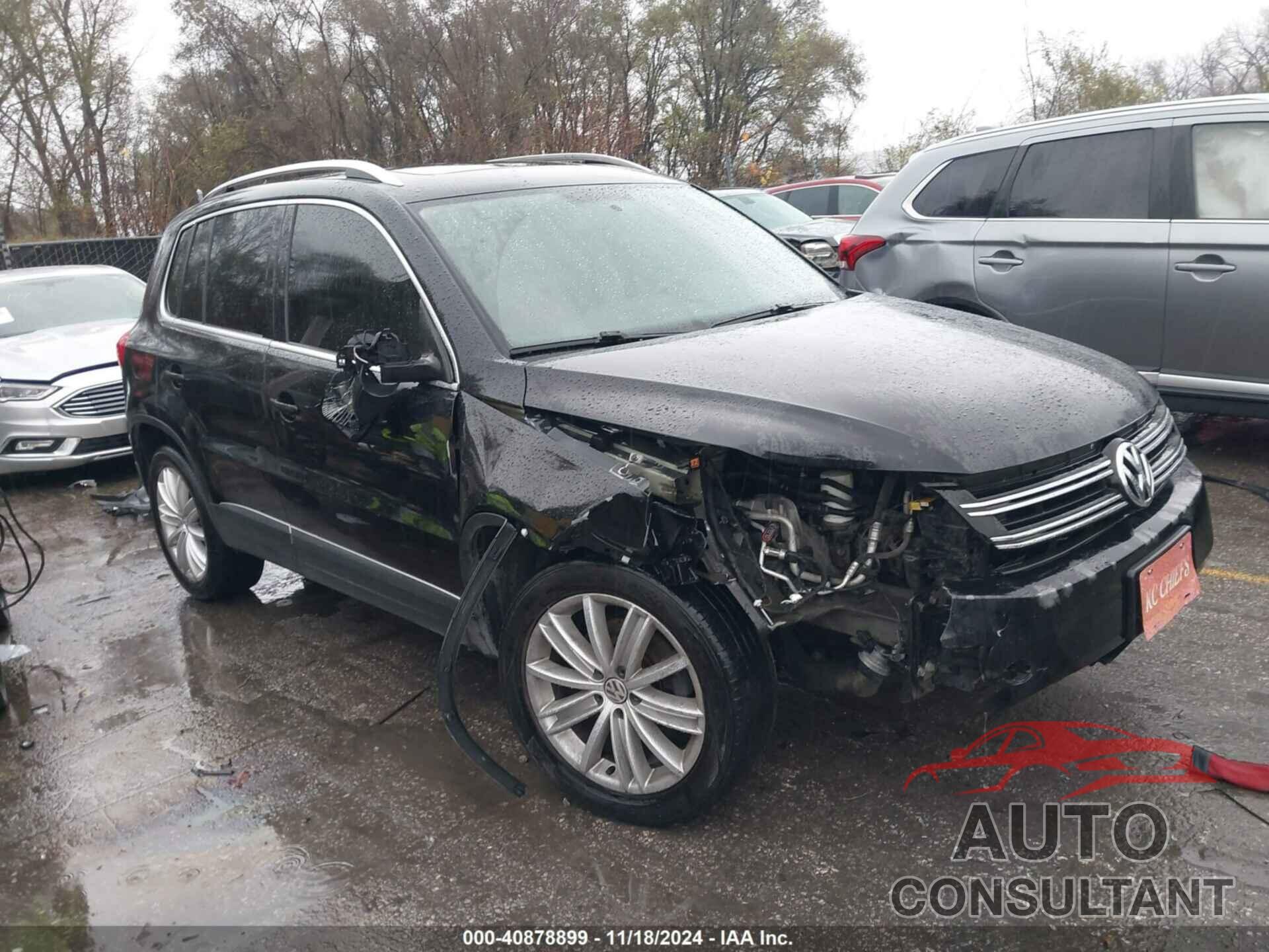 VOLKSWAGEN TIGUAN 2015 - WVGAV7AX3FW523587