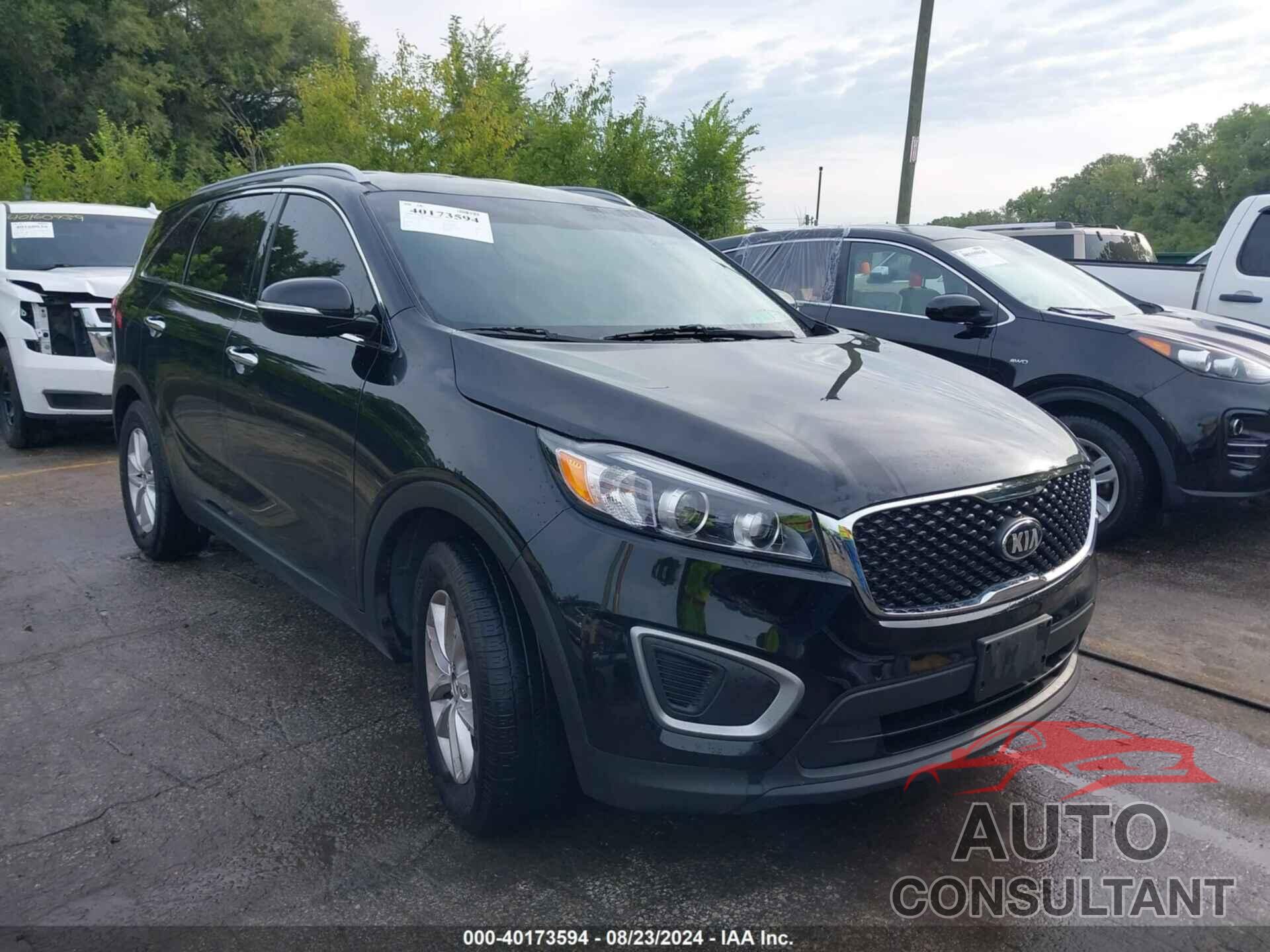 KIA SORENTO 2017 - 5XYPG4A51HG188030