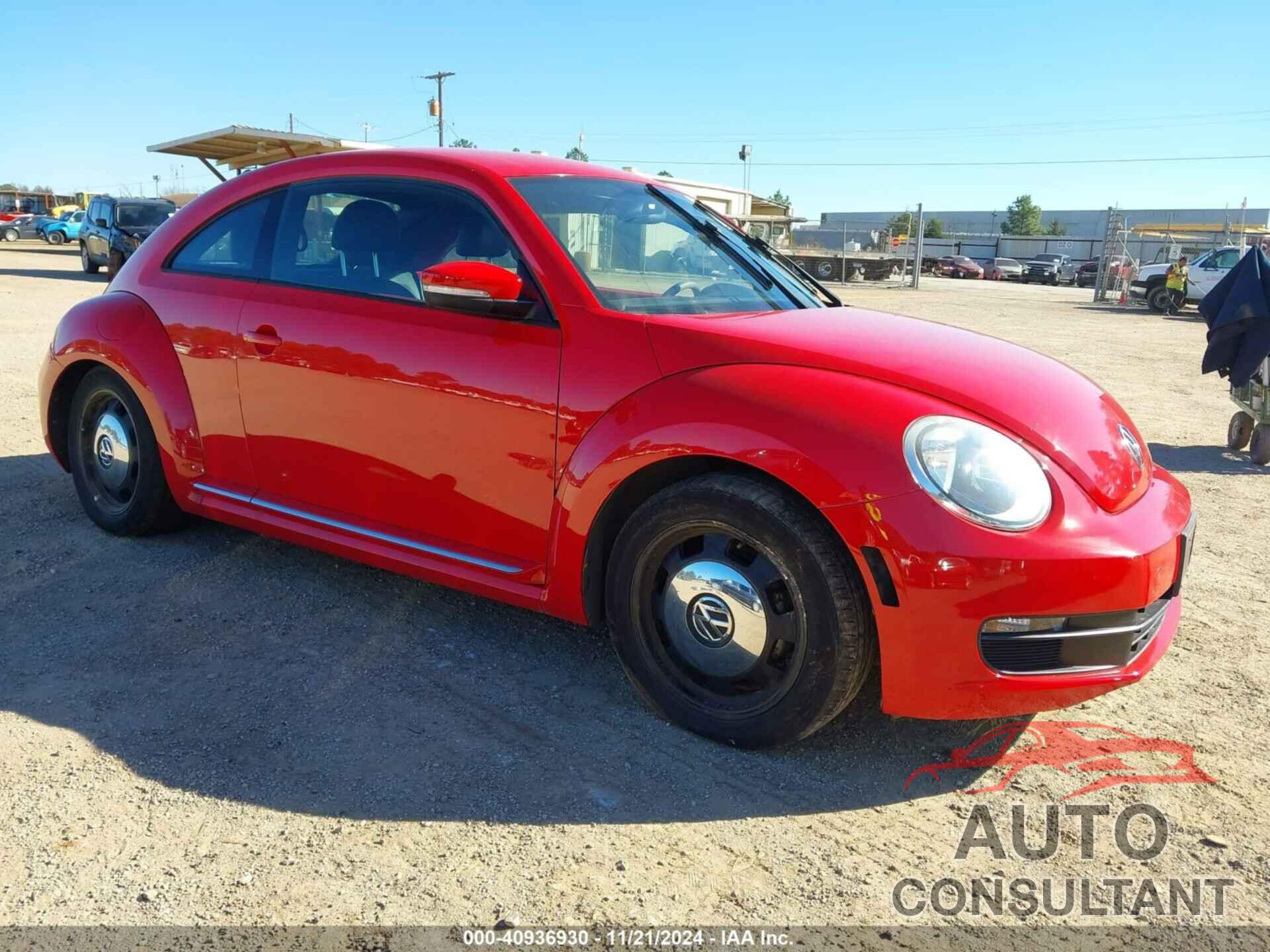 VOLKSWAGEN BEETLE 2012 - 3VWJX7AT1CM638225