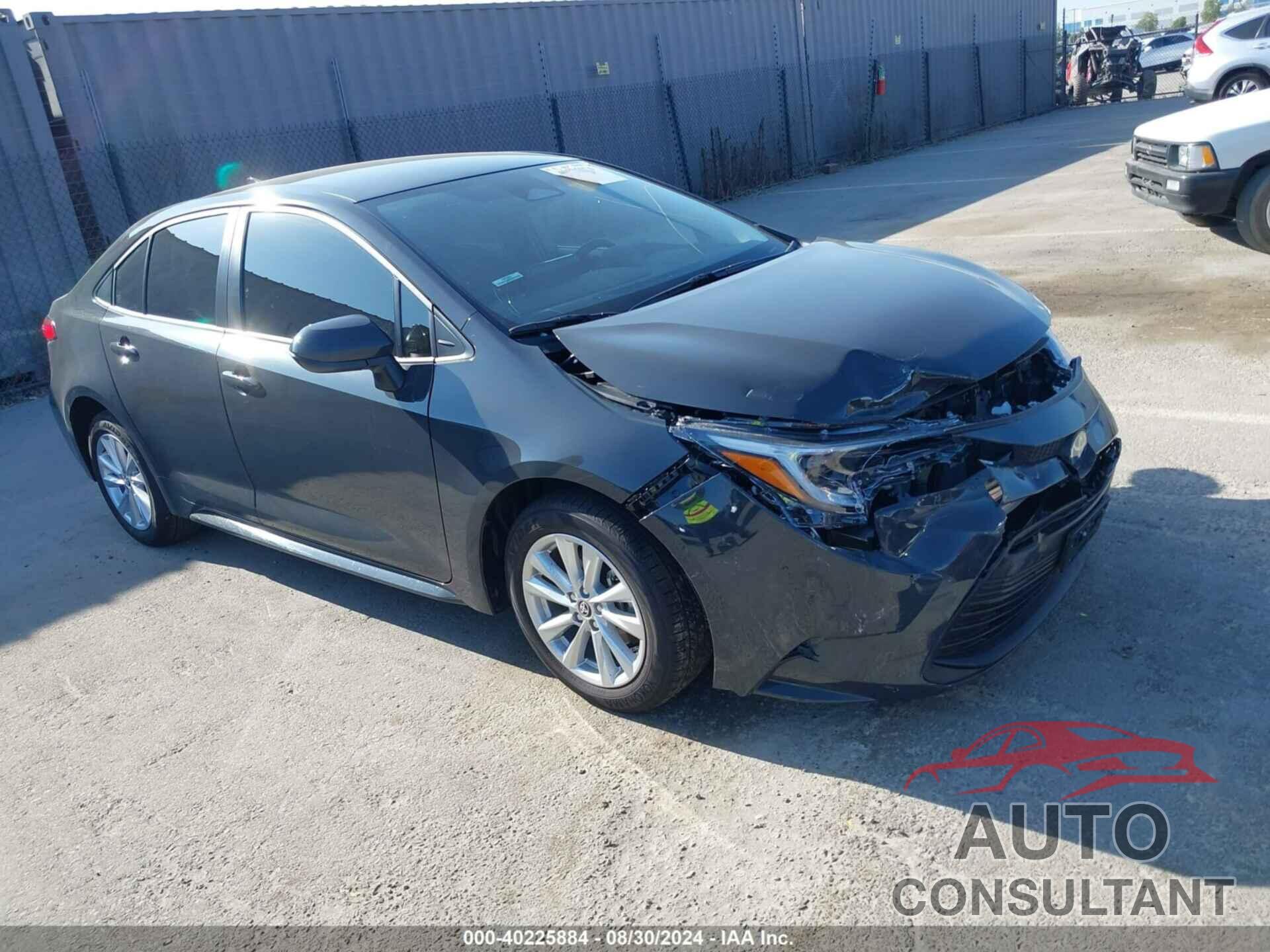 TOYOTA COROLLA 2024 - JTDBCMFE4R3055914