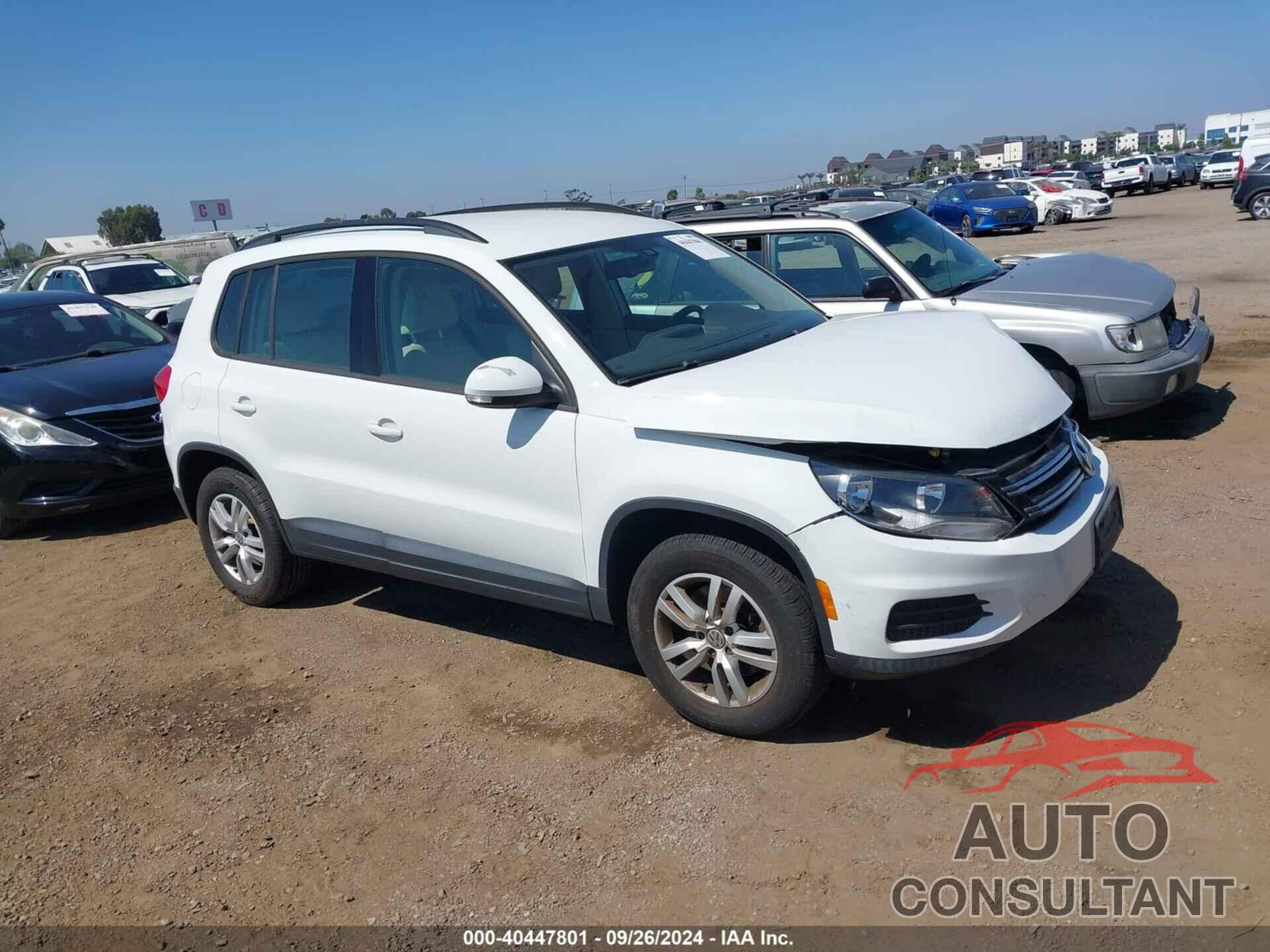 VOLKSWAGEN TIGUAN 2016 - WVGAV7AX8GW551659