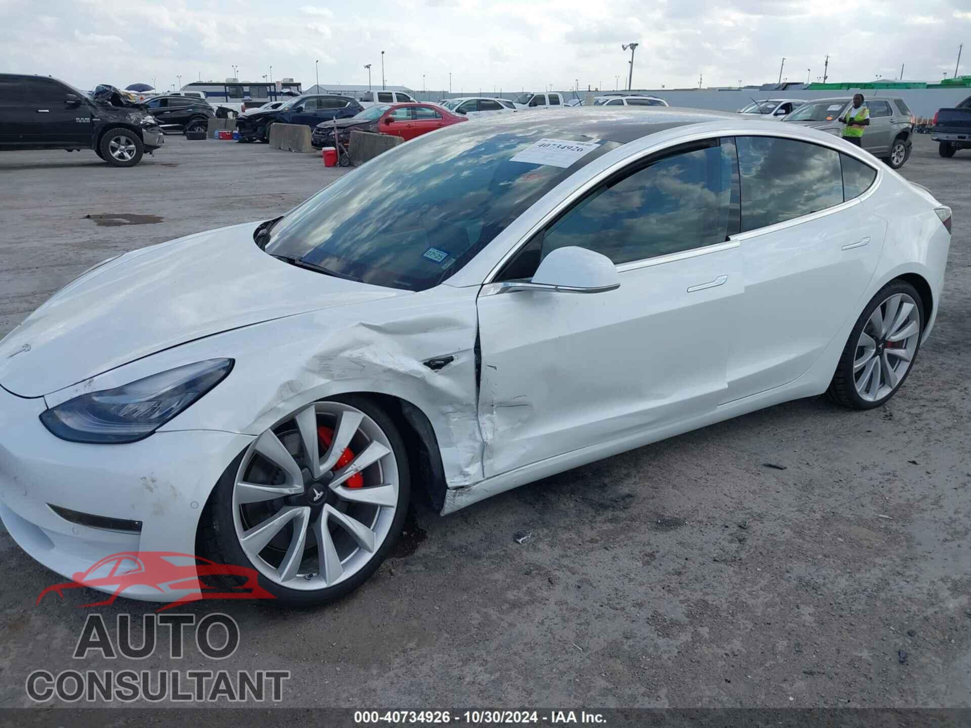 TESLA MODEL 3 2018 - 5YJ3E1EB7JF074503