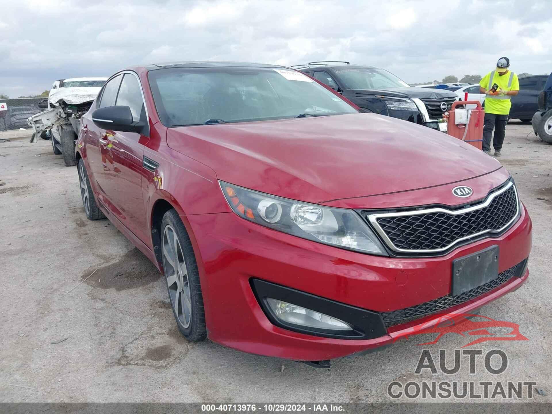 KIA OPTIMA 2011 - KNAGR4A65B5124279