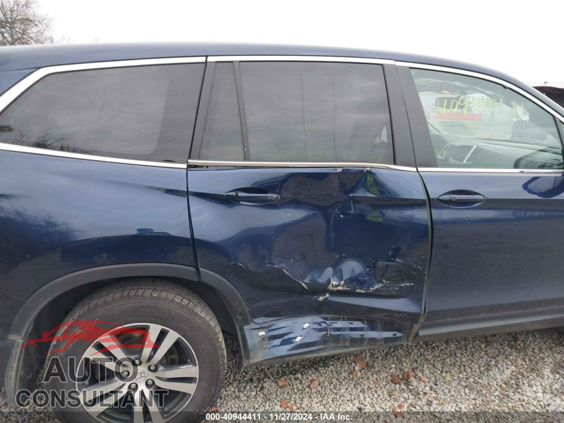 HONDA PILOT 2017 - 5FNYF6H59HB023097
