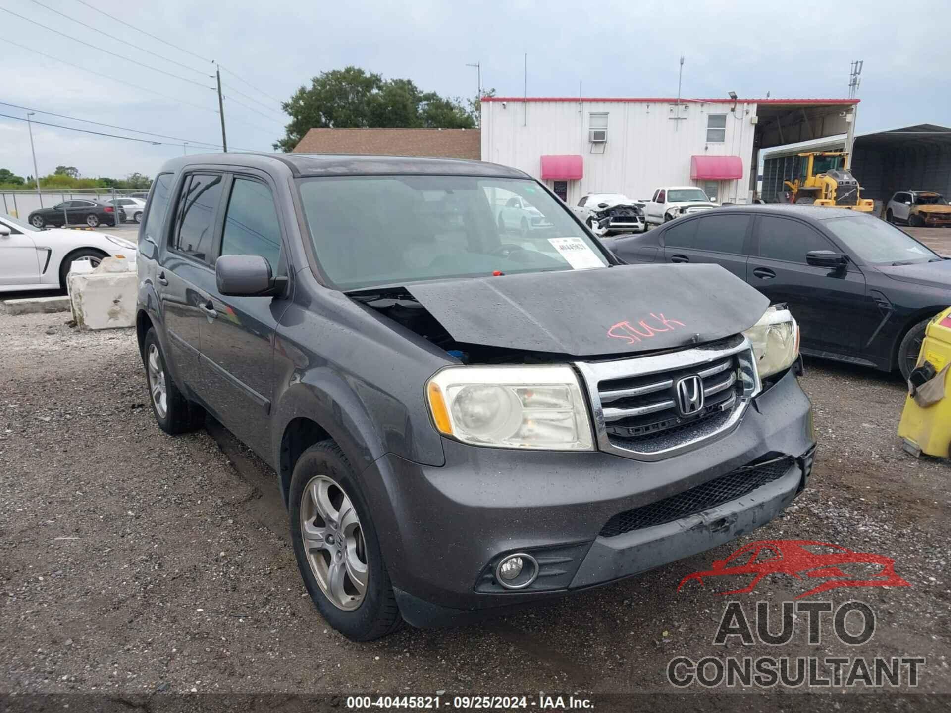 HONDA PILOT 2014 - 5FNYF3H6XEB028134