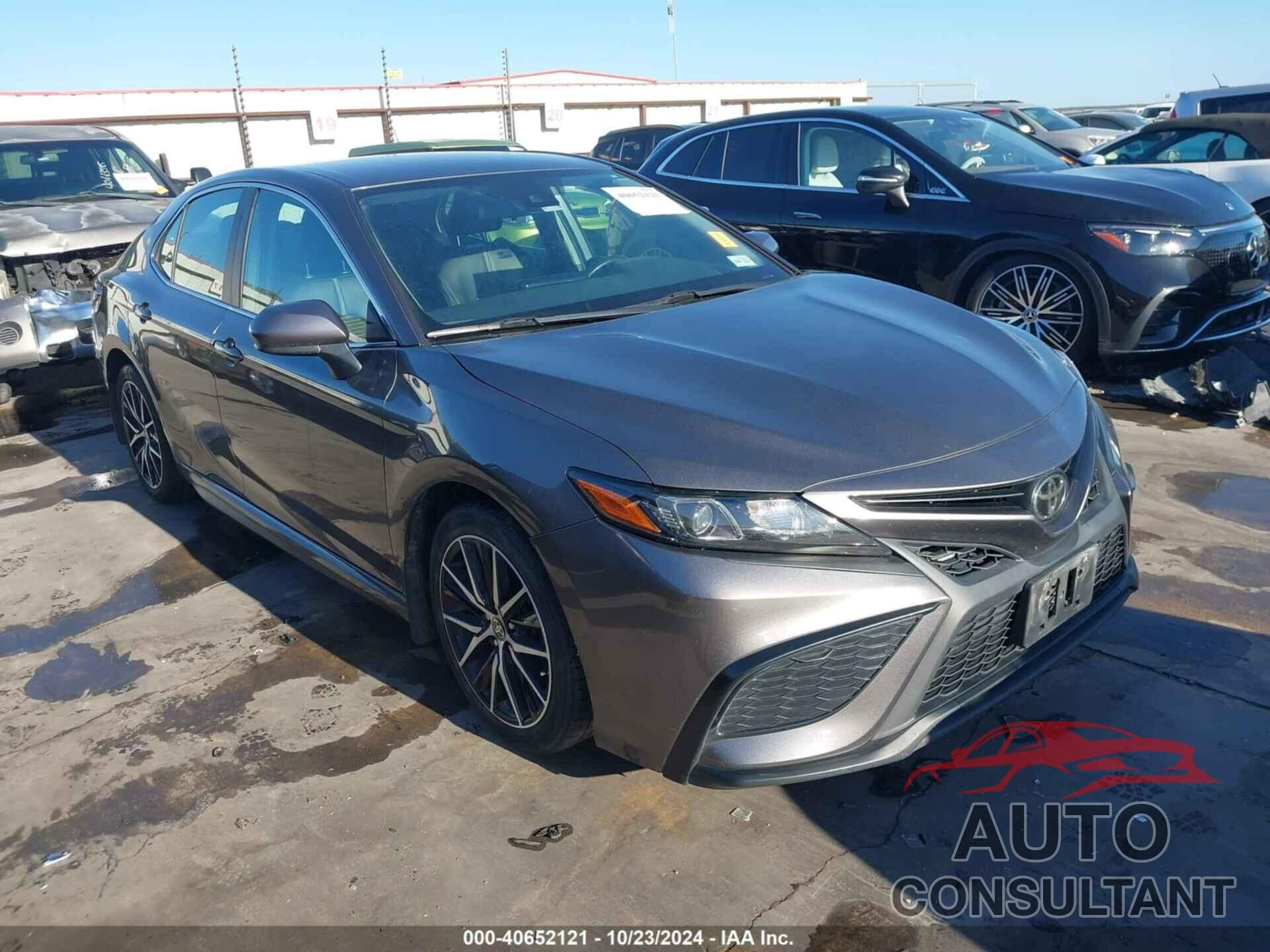 TOYOTA CAMRY 2021 - 4T1G11AK6MU512583