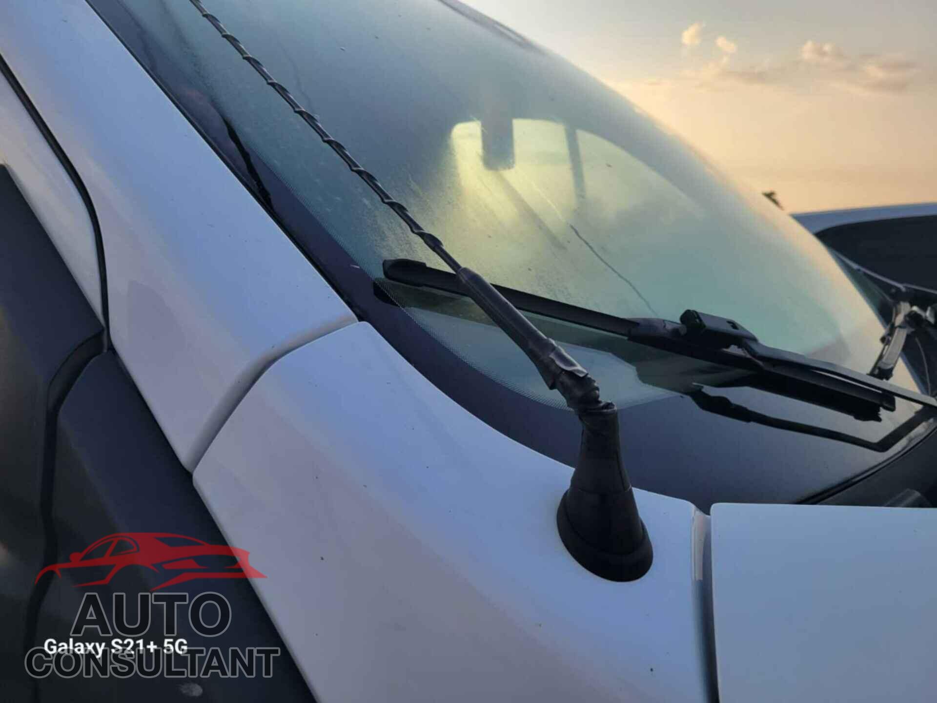 FORD TRANSIT 2019 - 1FTYE1YM2KKB28331
