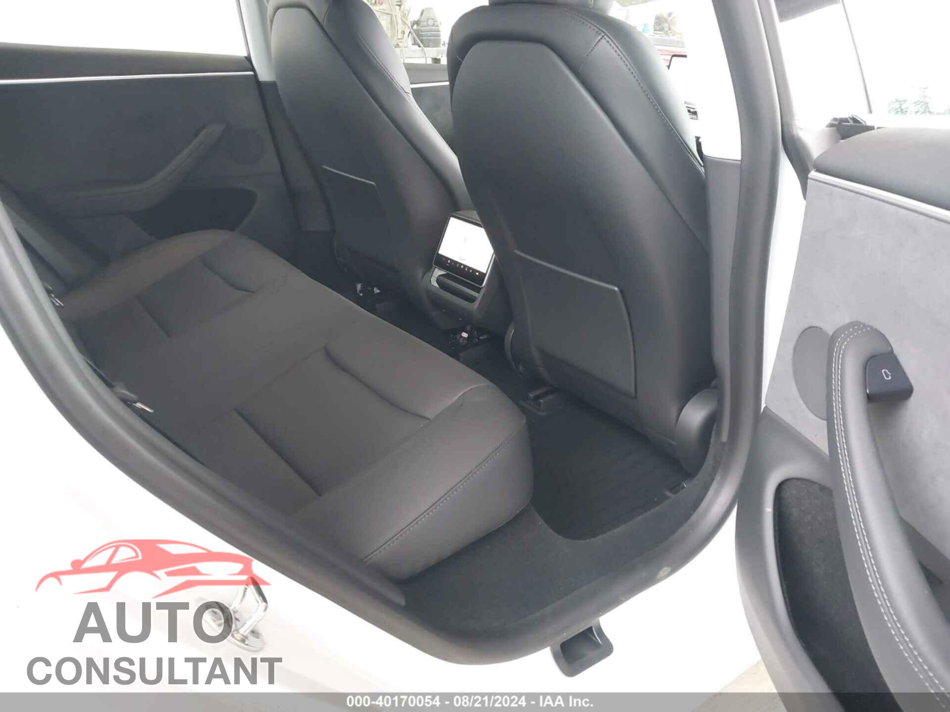 TESLA MODEL 3 2024 - 5YJ3E1EB5RF738910