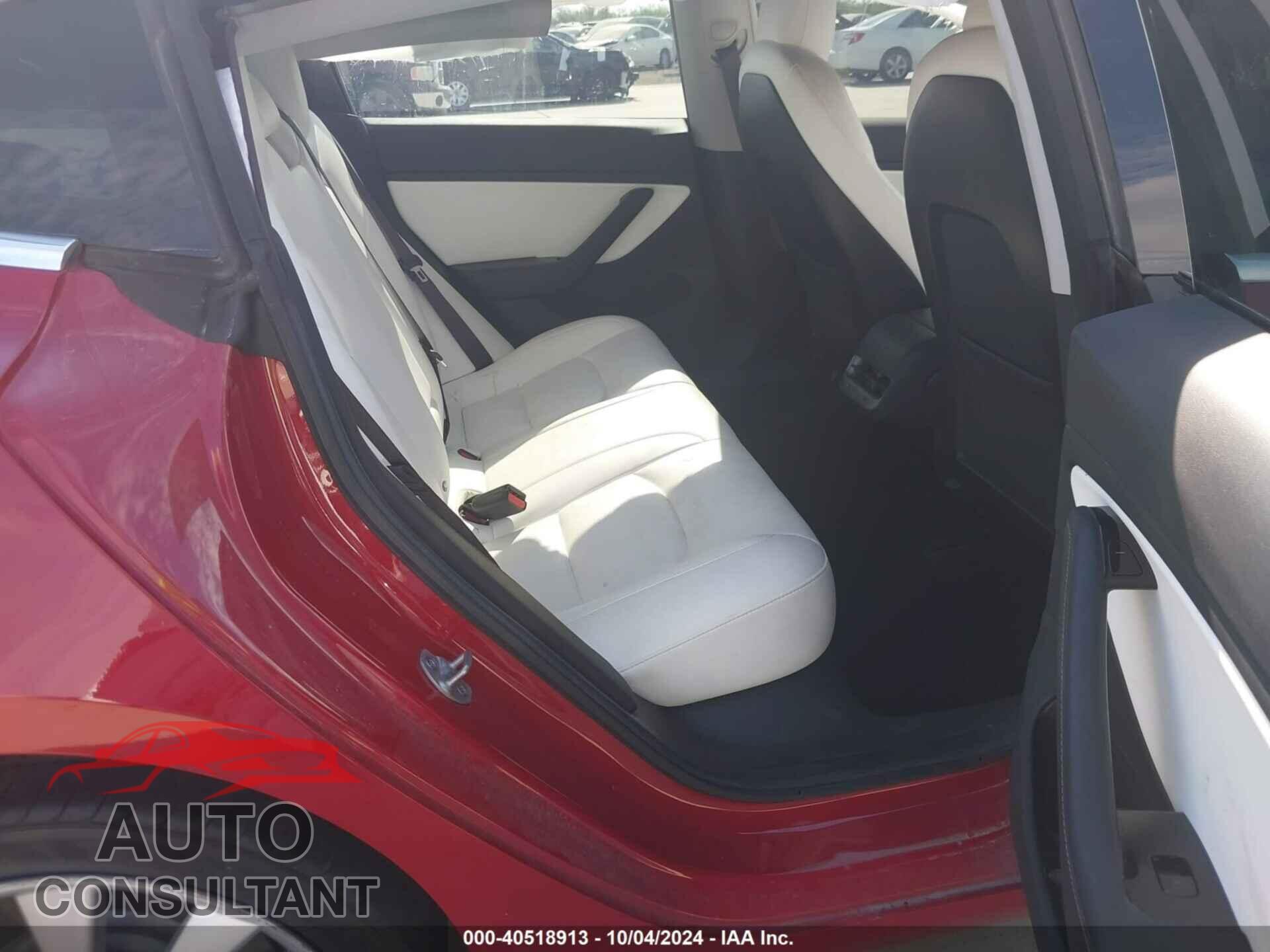 TESLA MODEL 3 2018 - 5YJ3E1EB4JF100751