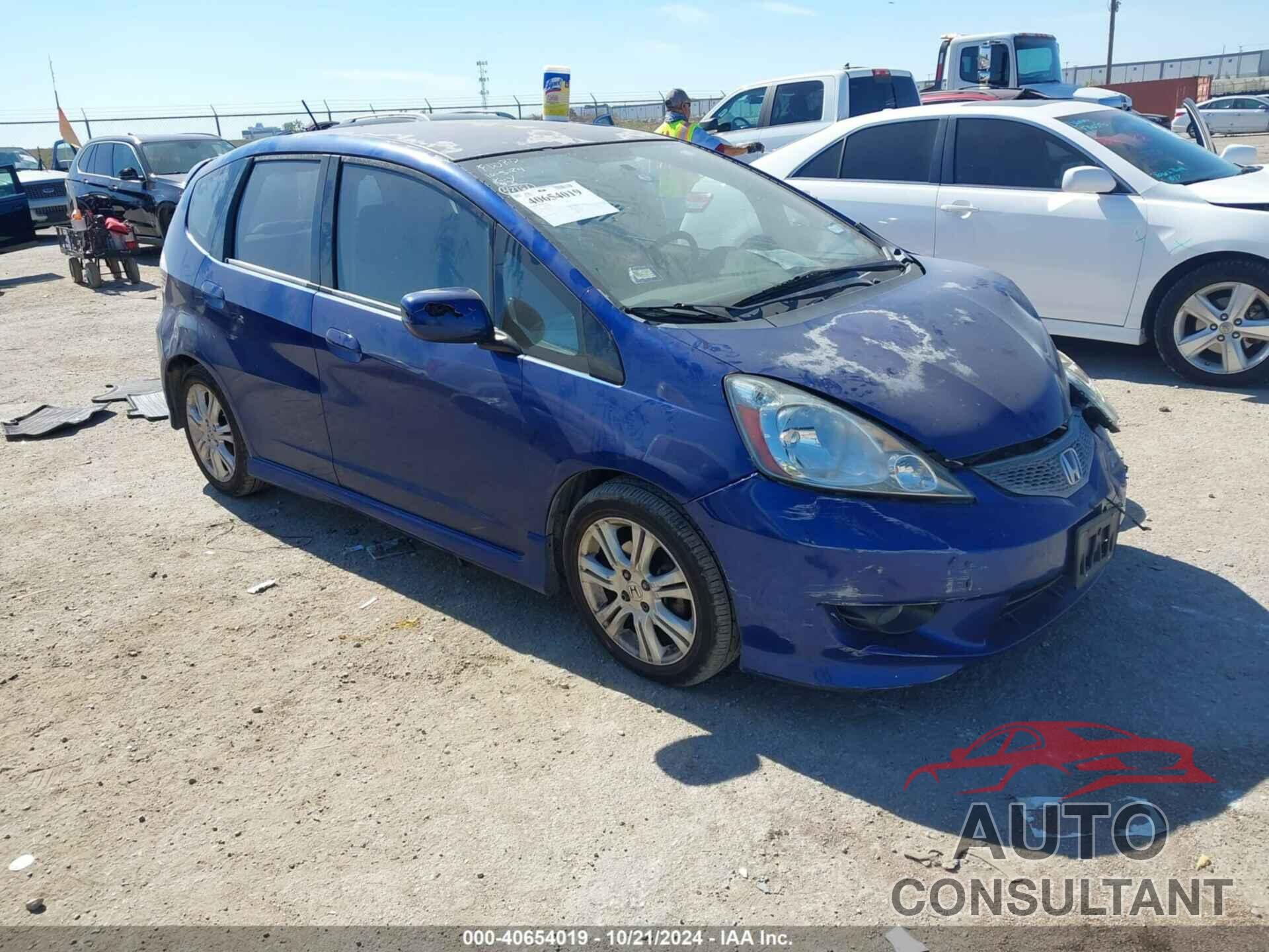 HONDA FIT 2010 - JHMGE8H43AC025396