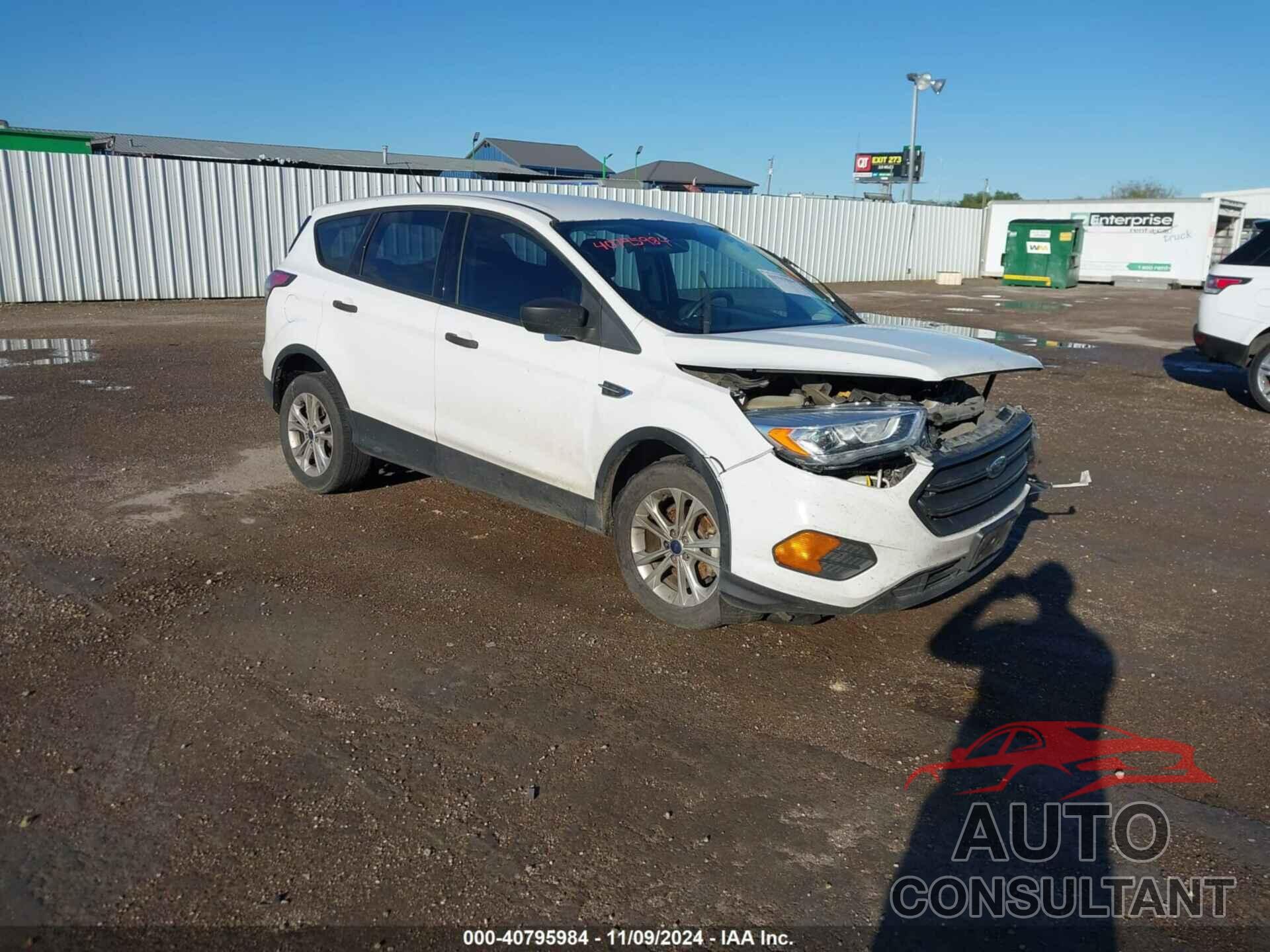 FORD ESCAPE 2017 - 1FMCU0F7XHUA49843