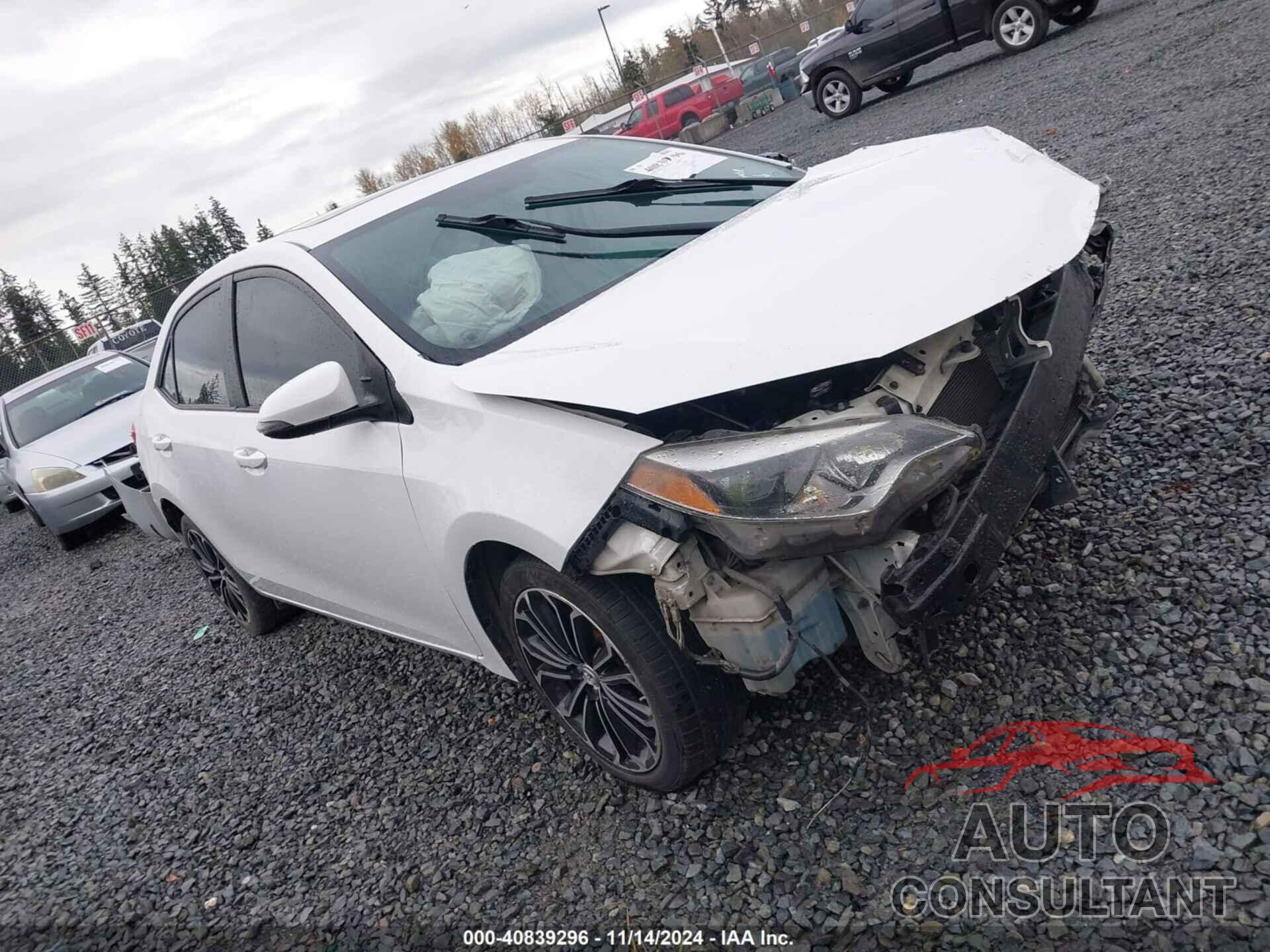 TOYOTA COROLLA 2015 - 2T1BURHE3FC279167