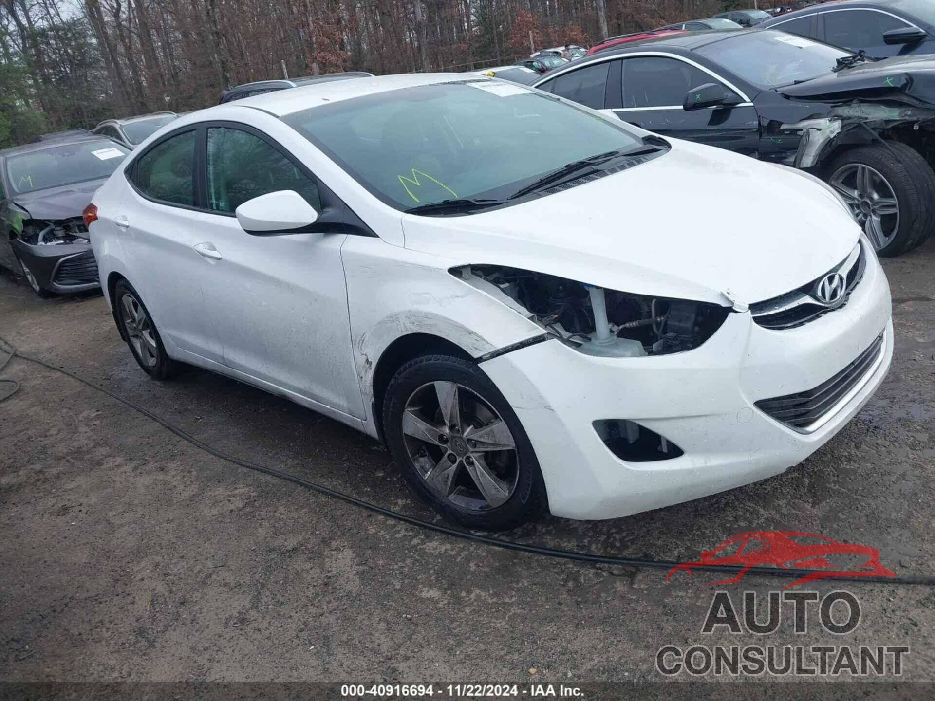 HYUNDAI ELANTRA 2013 - 5NPDH4AE3DH389527