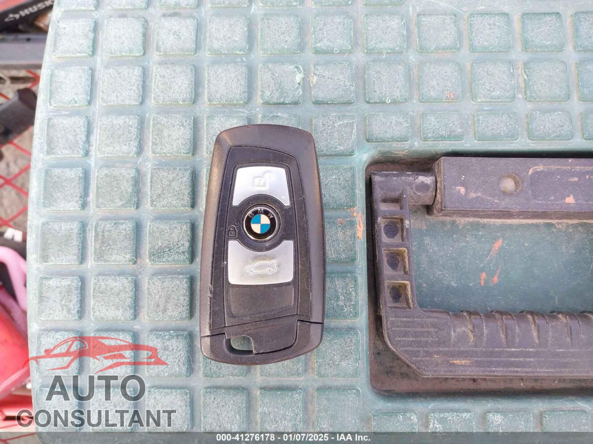BMW 328I 2012 - WBA3A5C52CF257237