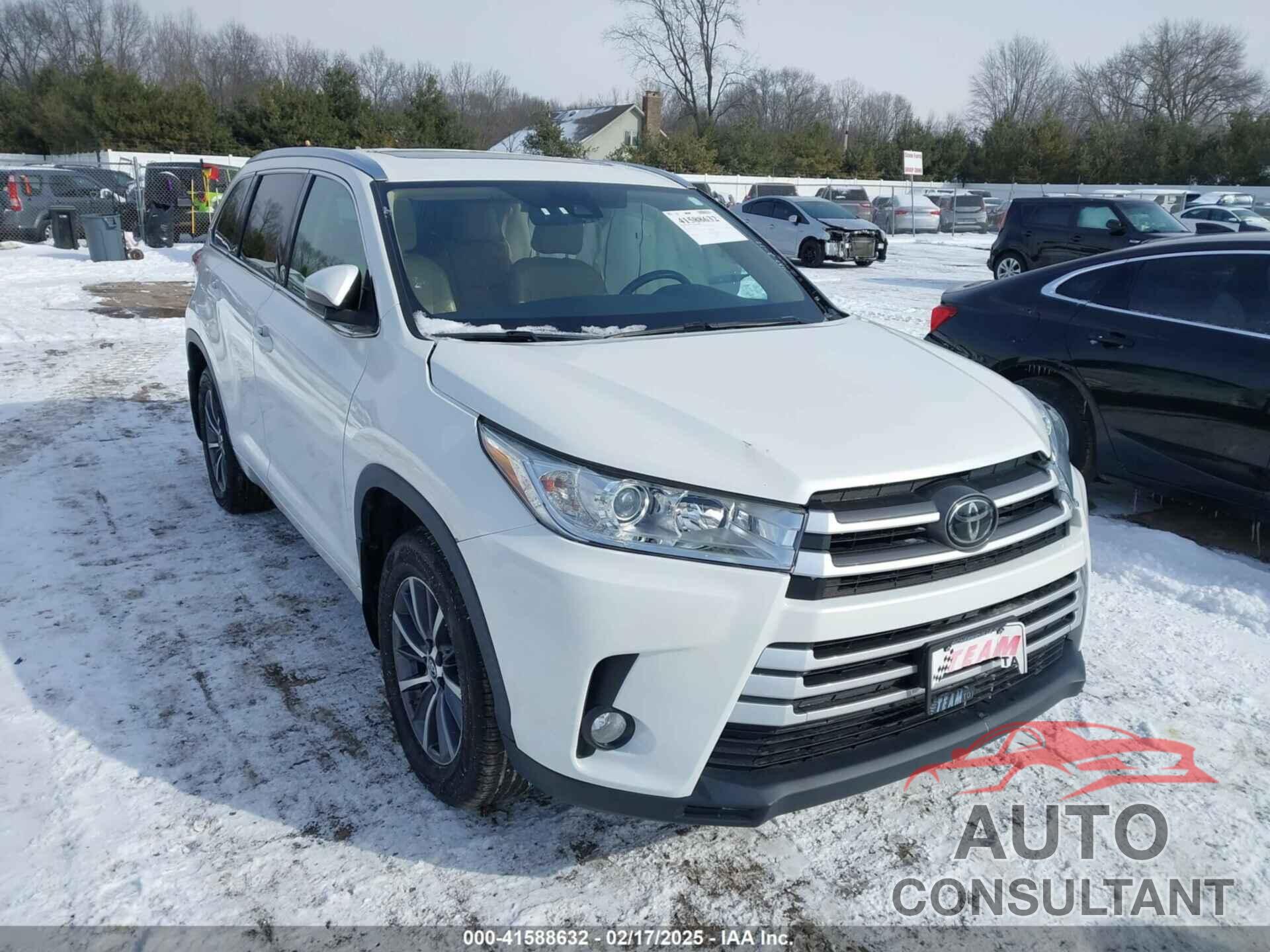 TOYOTA HIGHLANDER 2018 - 5TDJZRFH3JS807803