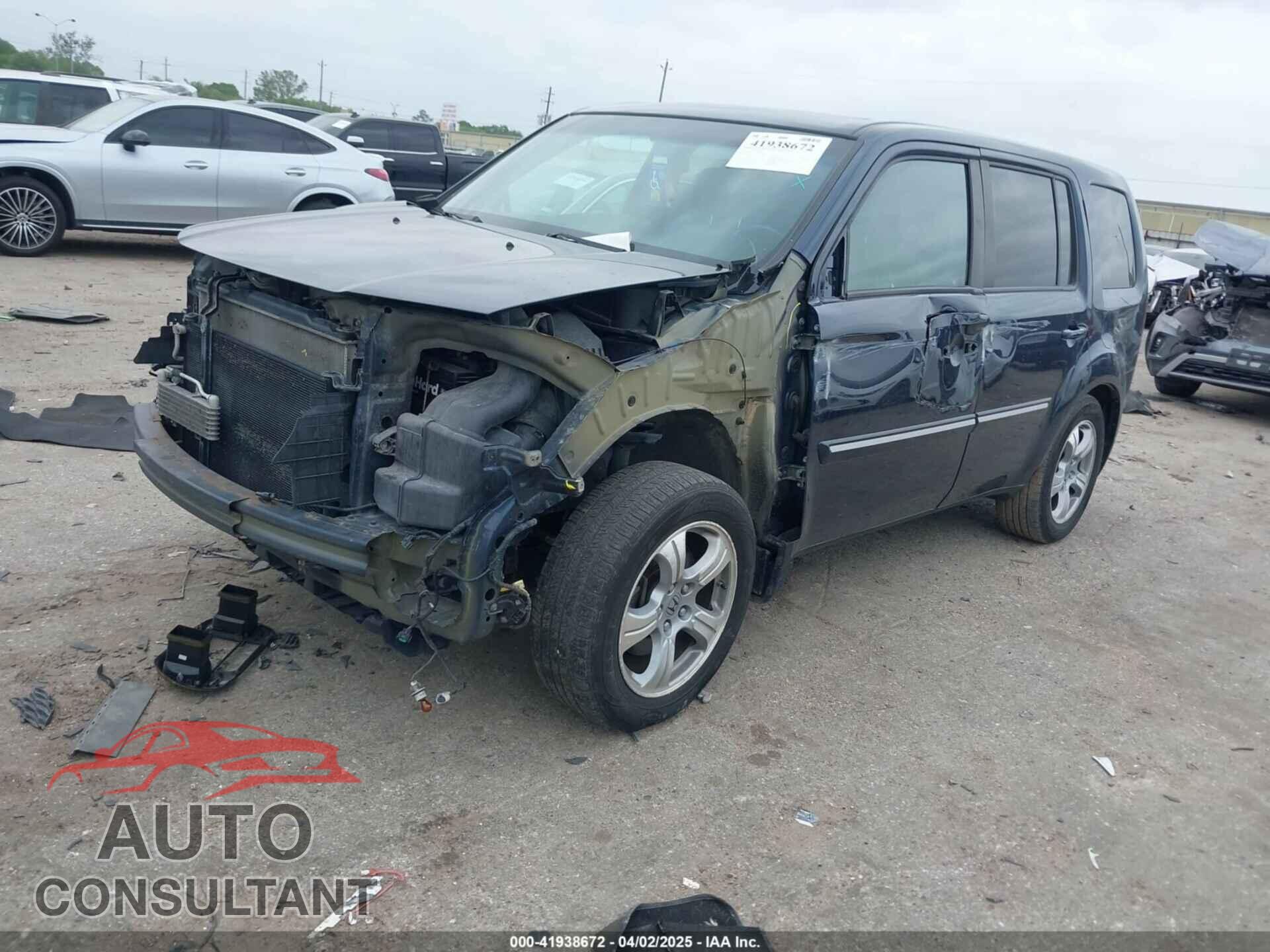 HONDA PILOT 2012 - 5FNYF4H52CB070811