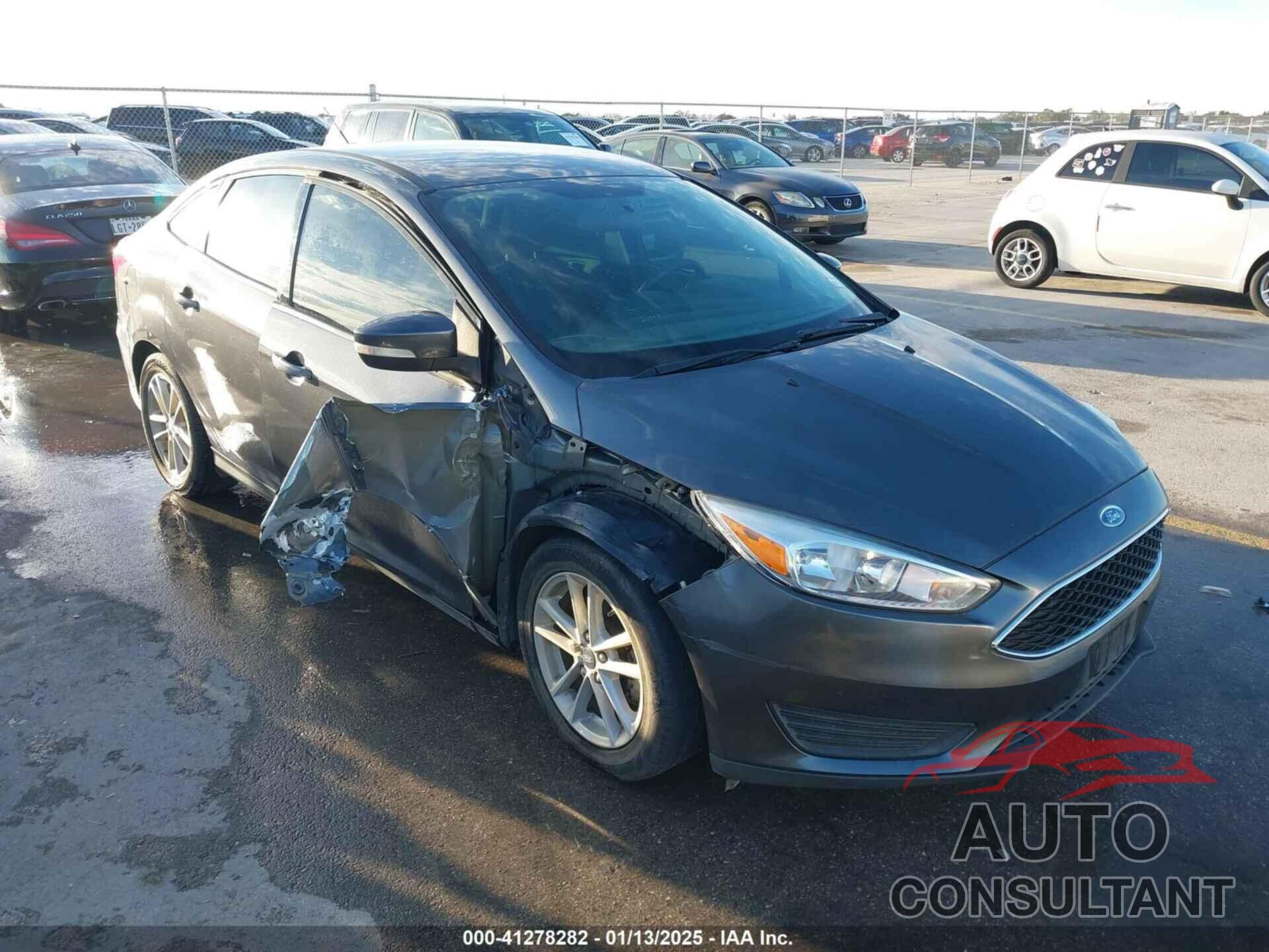 FORD FOCUS 2017 - 1FADP3F23HL342081