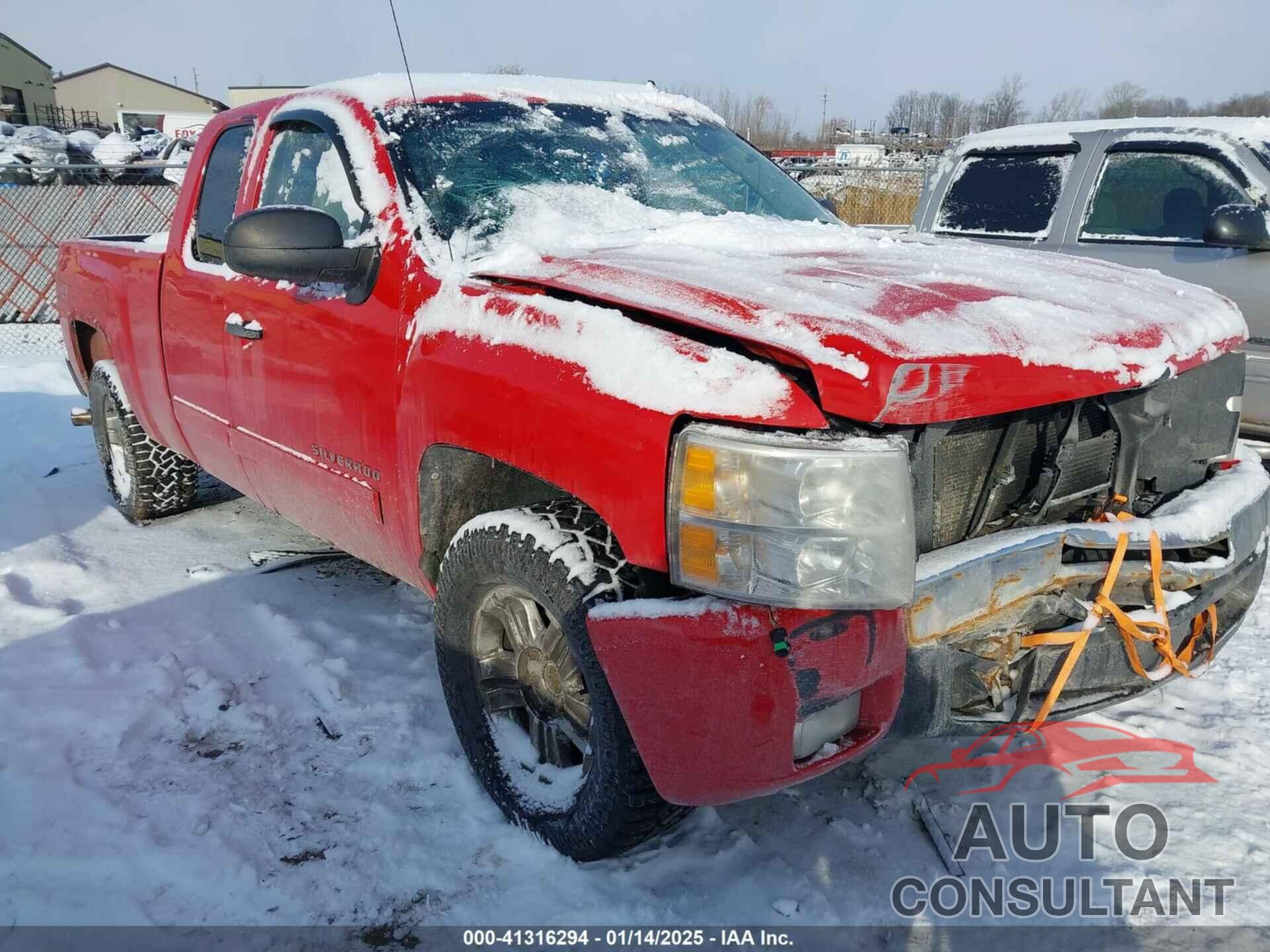 CHEVROLET SILVERADO 1500 2011 - 1GCRKSE36BZ261647