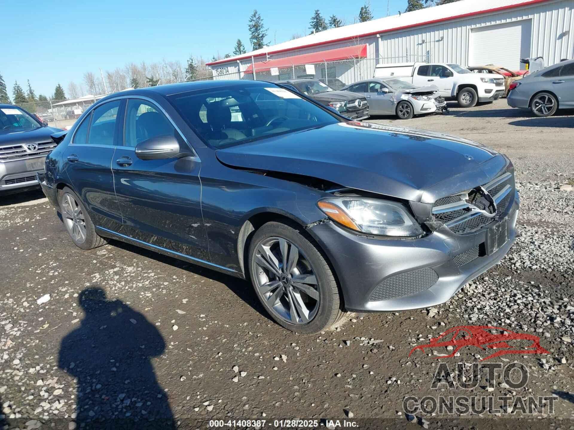 MERCEDES-BENZ C 300 2018 - 55SWF4KB4JU269604