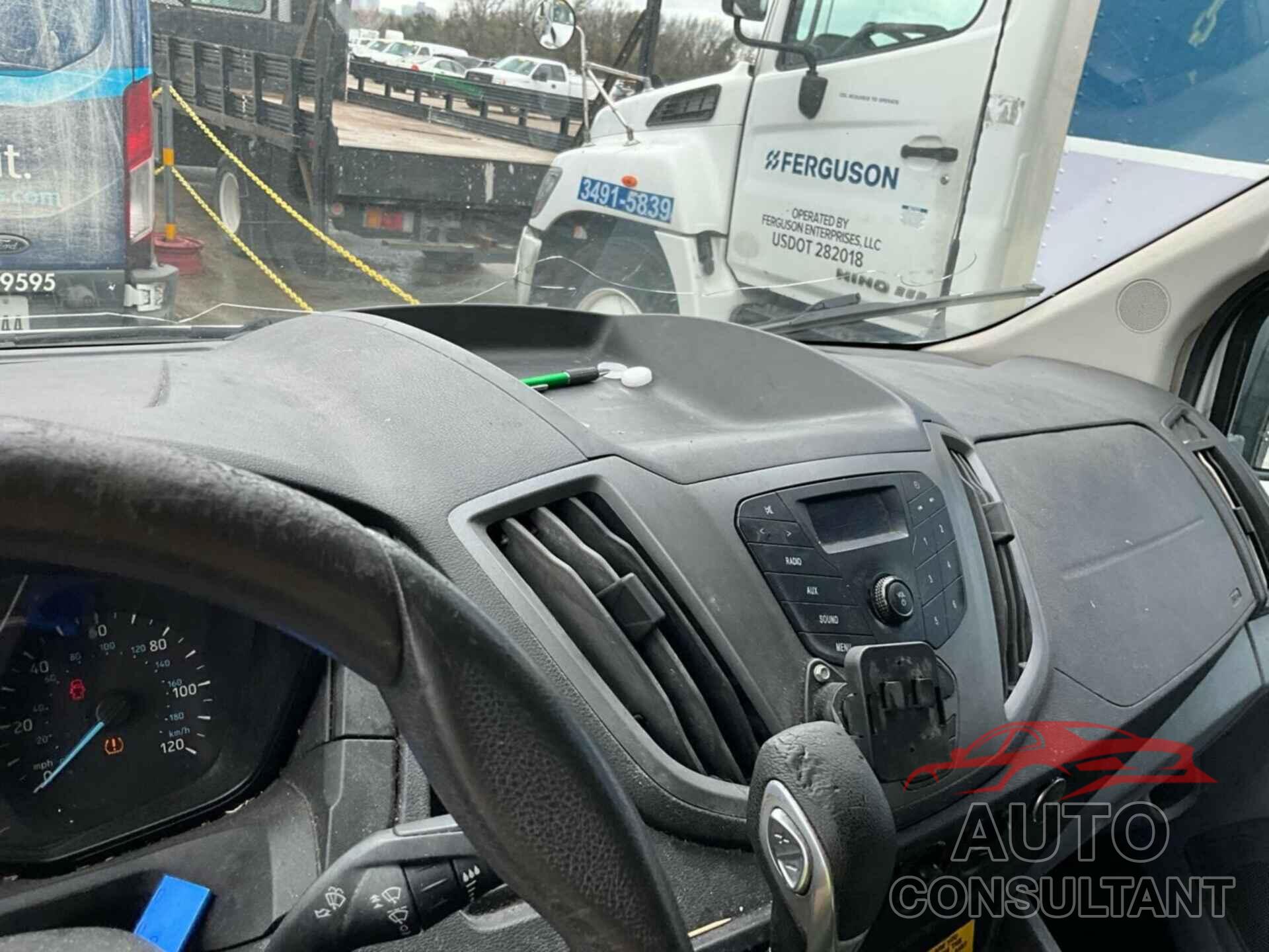 FORD TRANSIT-150 2016 - 1FTYE1YM2GKB19426