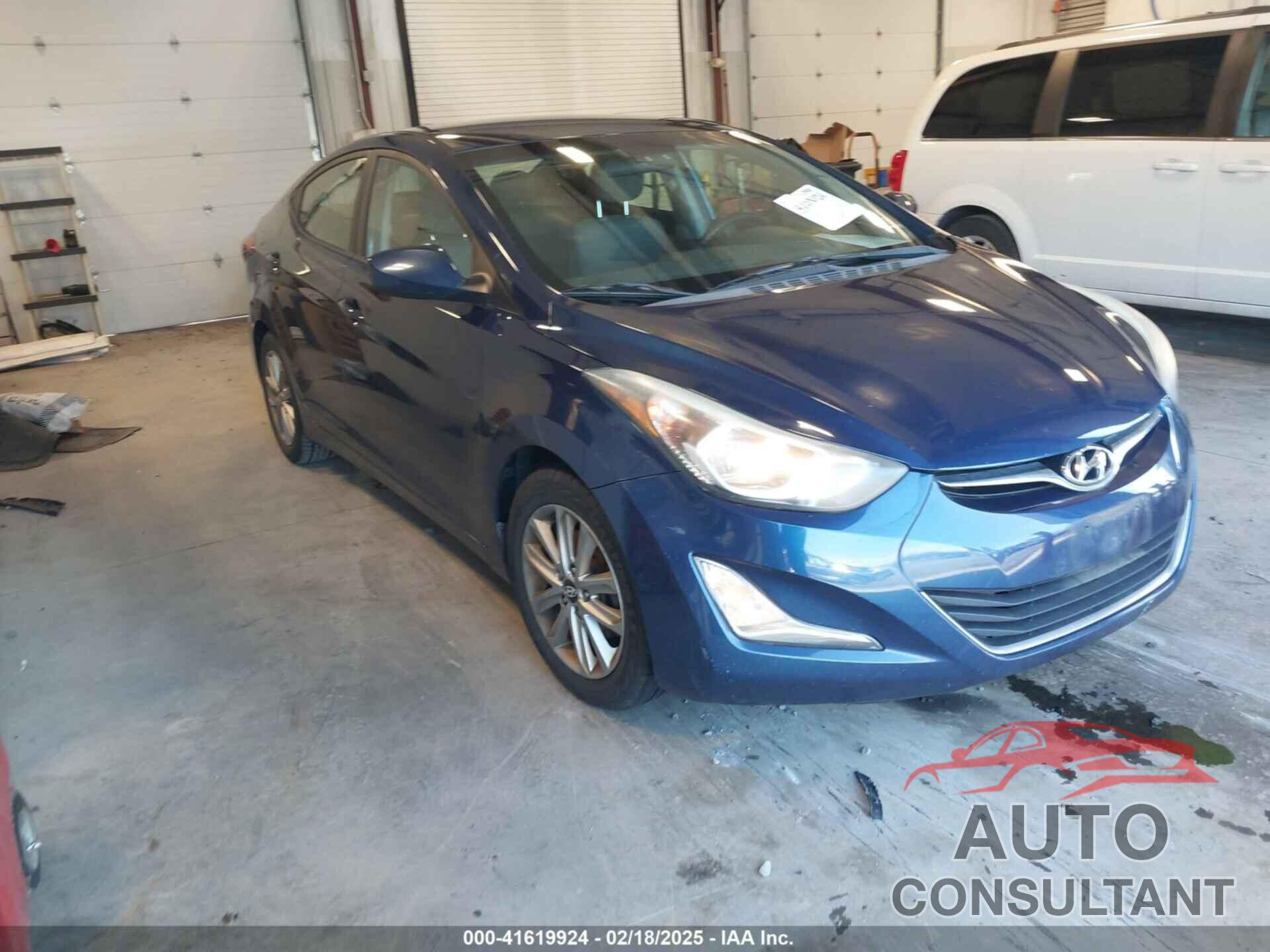 HYUNDAI ELANTRA 2015 - 5NPDH4AE4FH551149