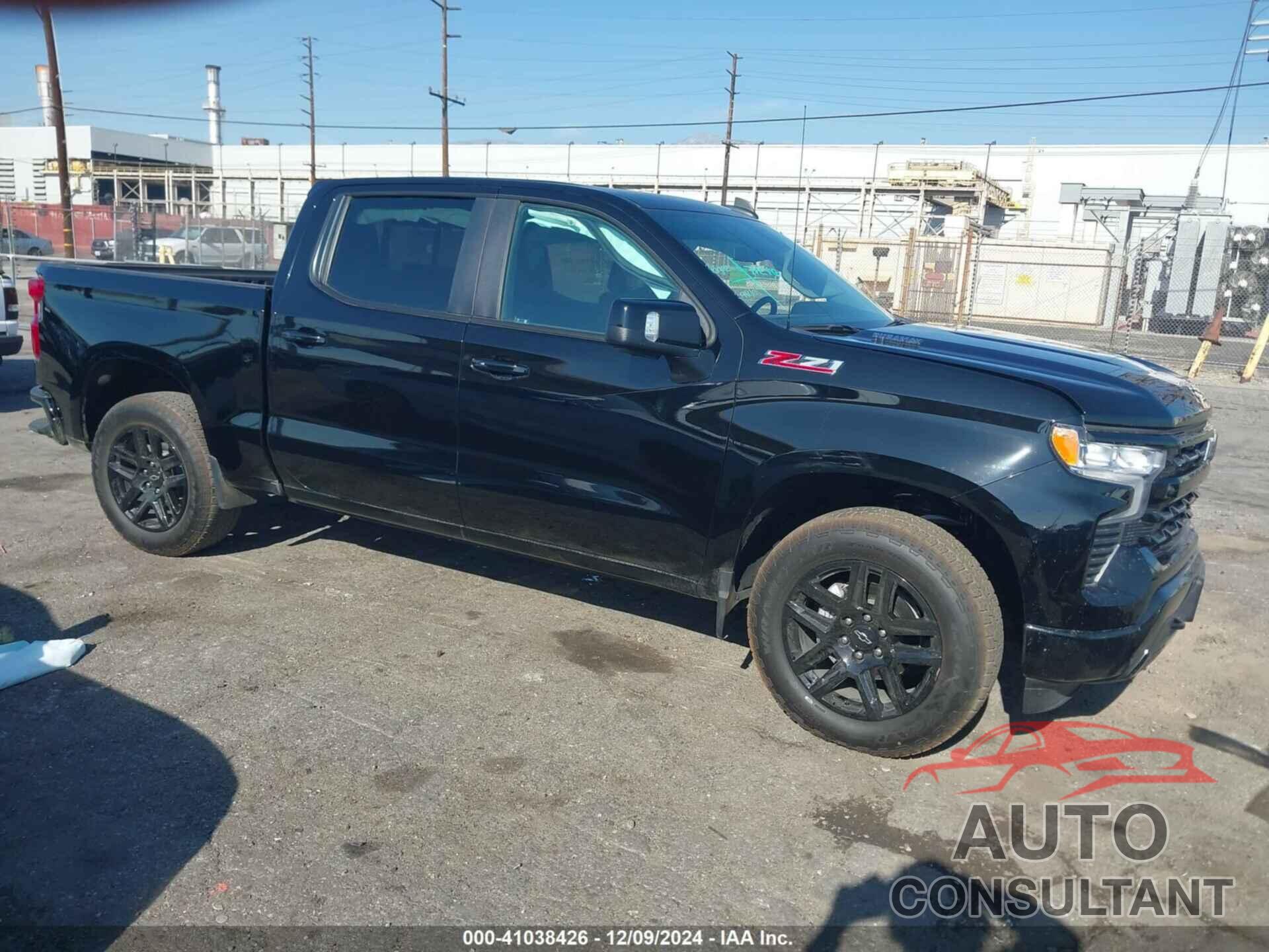 CHEVROLET SILVERADO 1500 2023 - 1GCUDEE89PZ282520