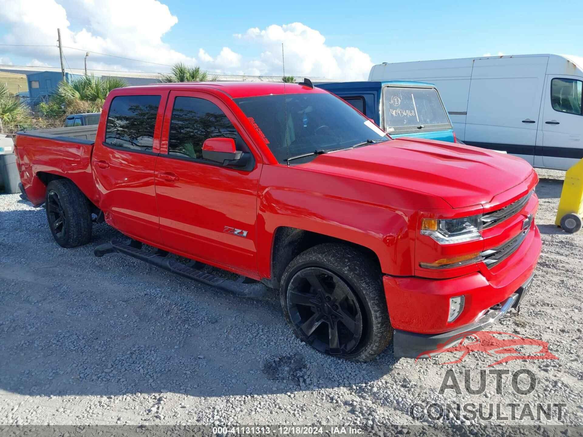CHEVROLET SILVERADO 1500 2018 - 3GCUKREC3JG160504