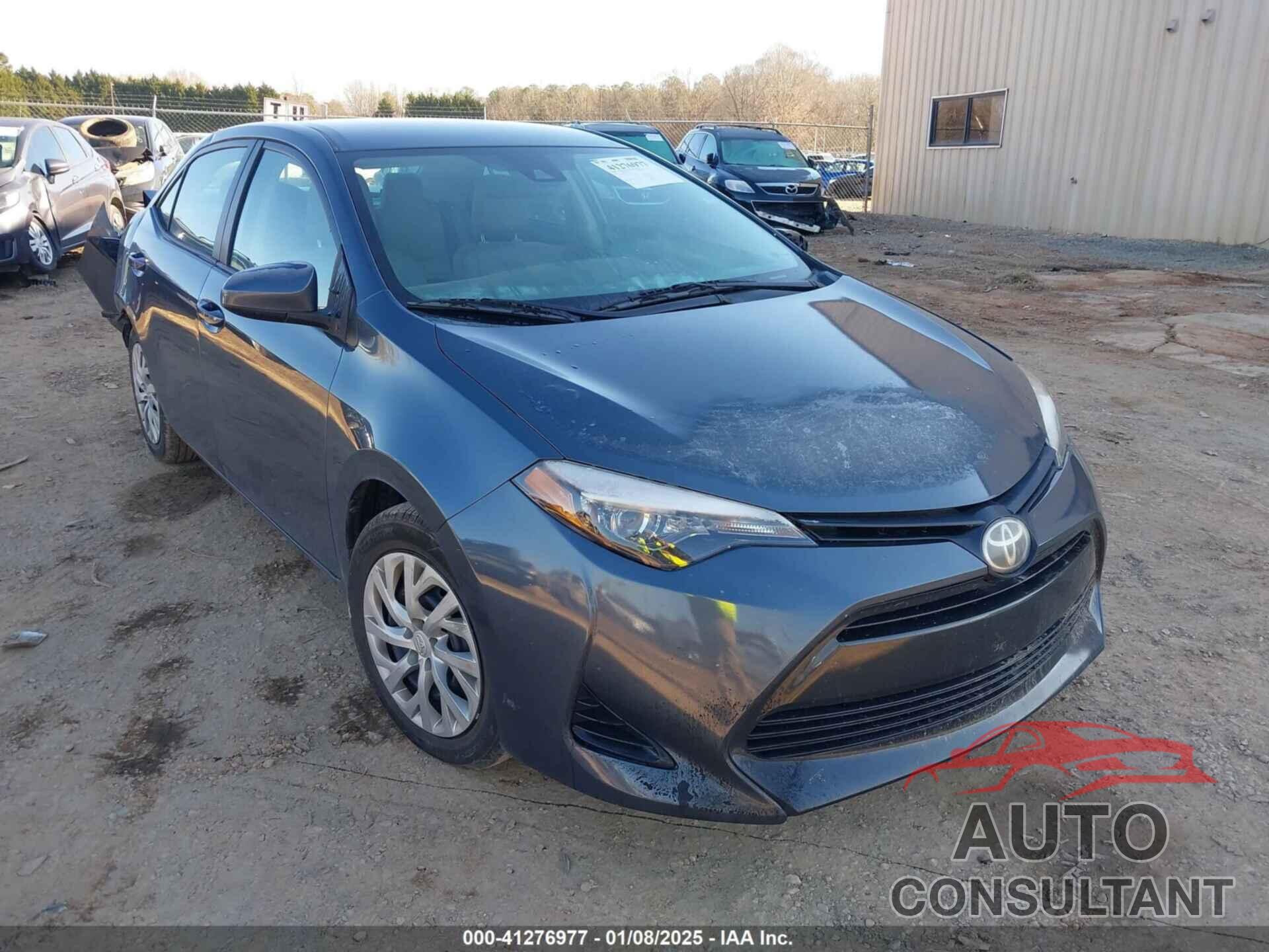 TOYOTA COROLLA 2018 - 2T1BURHEXJC034570