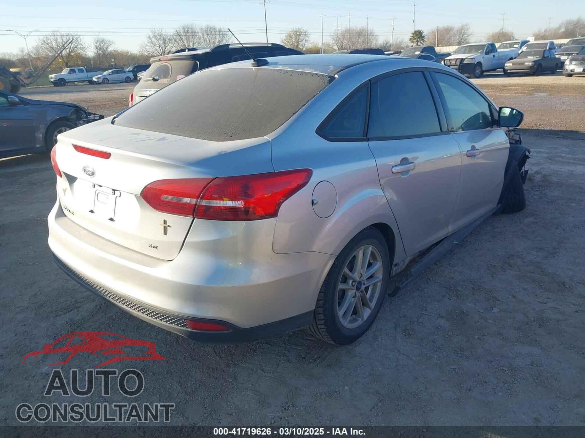 FORD FOCUS 2017 - 1FADP3F23HL324633