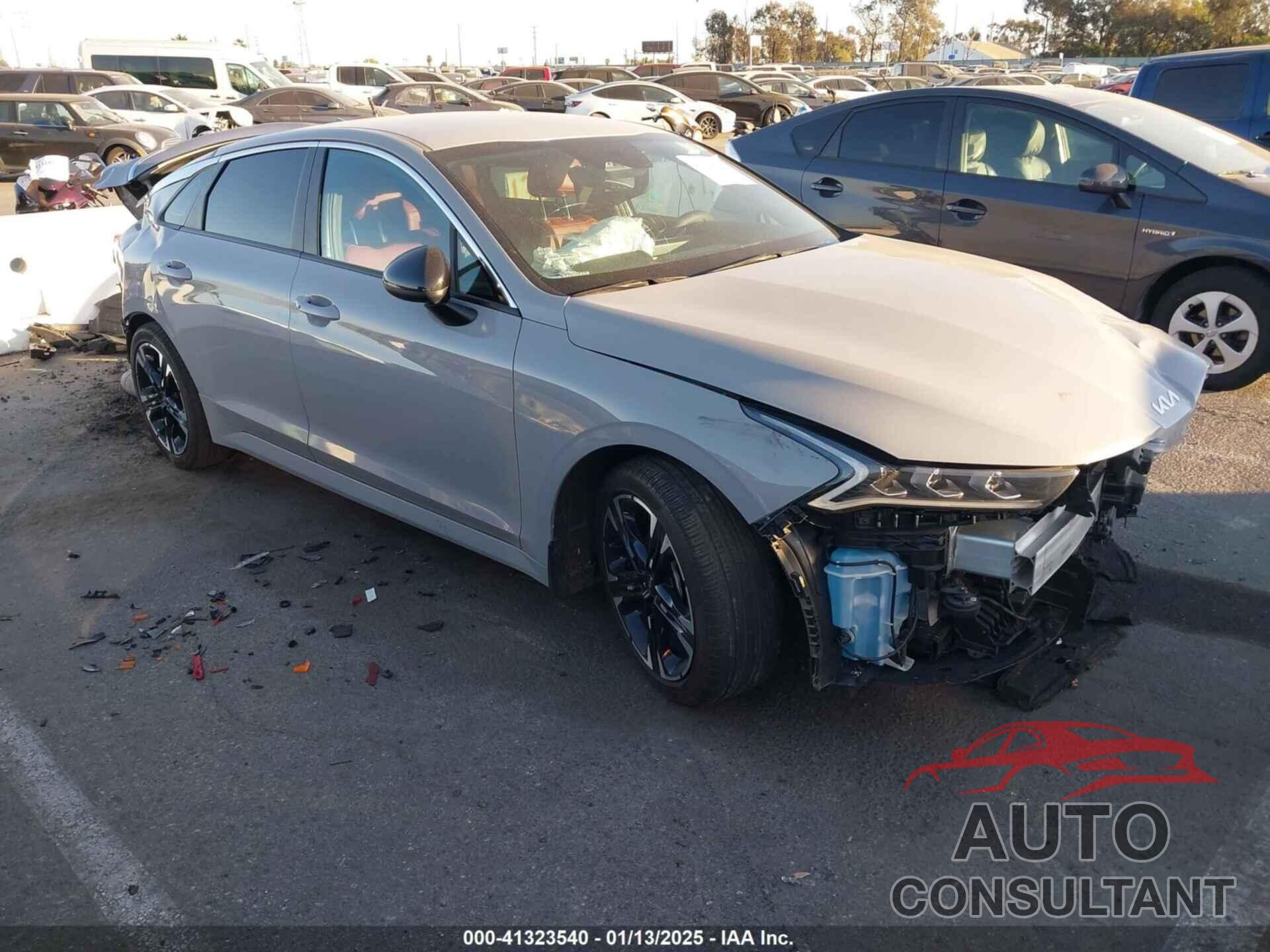 KIA K5 2024 - 5XXG64J25RG262662