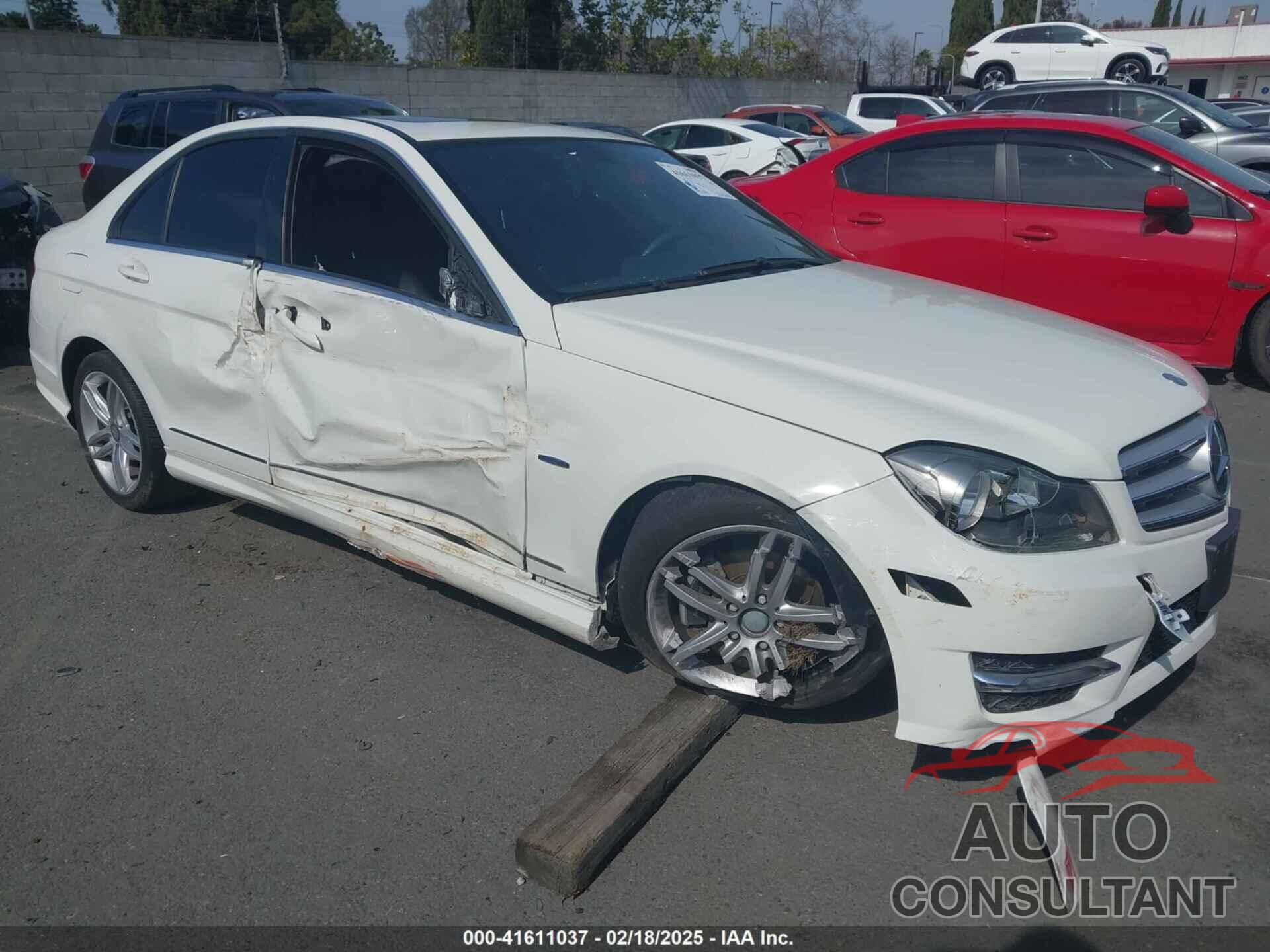 MERCEDES-BENZ C 250 2012 - WDDGF4HB5CR234456