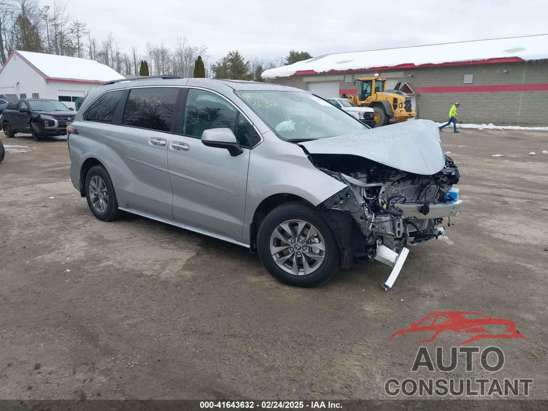 TOYOTA SIENNA 2025 - 5TDJSKFC1SS170265