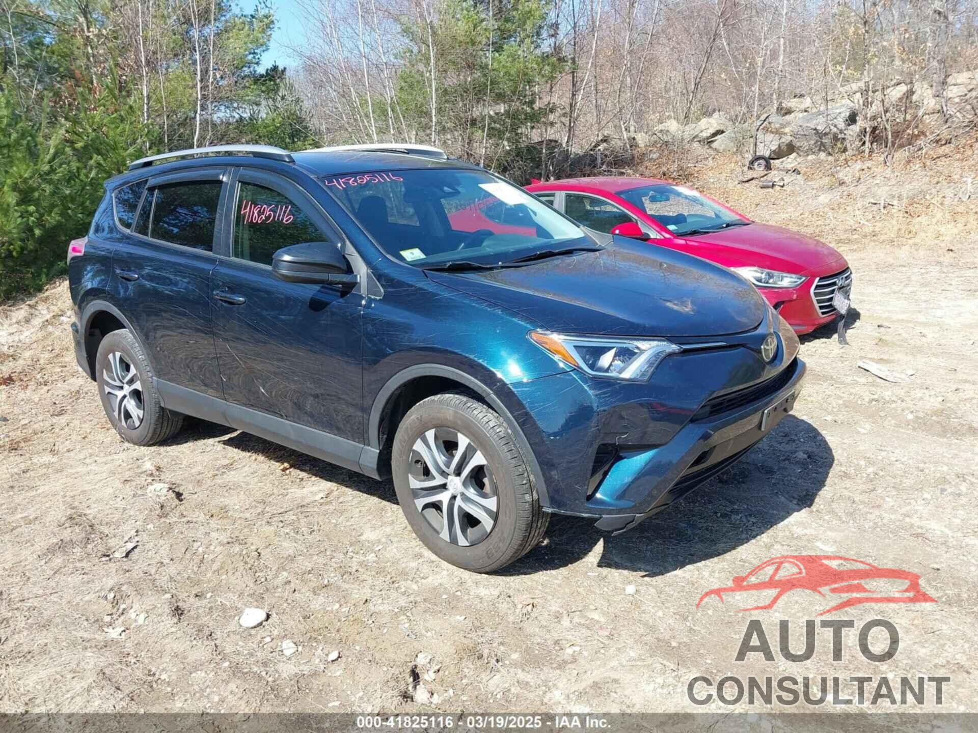 TOYOTA RAV4 2017 - JTMBFREV9HJ704140